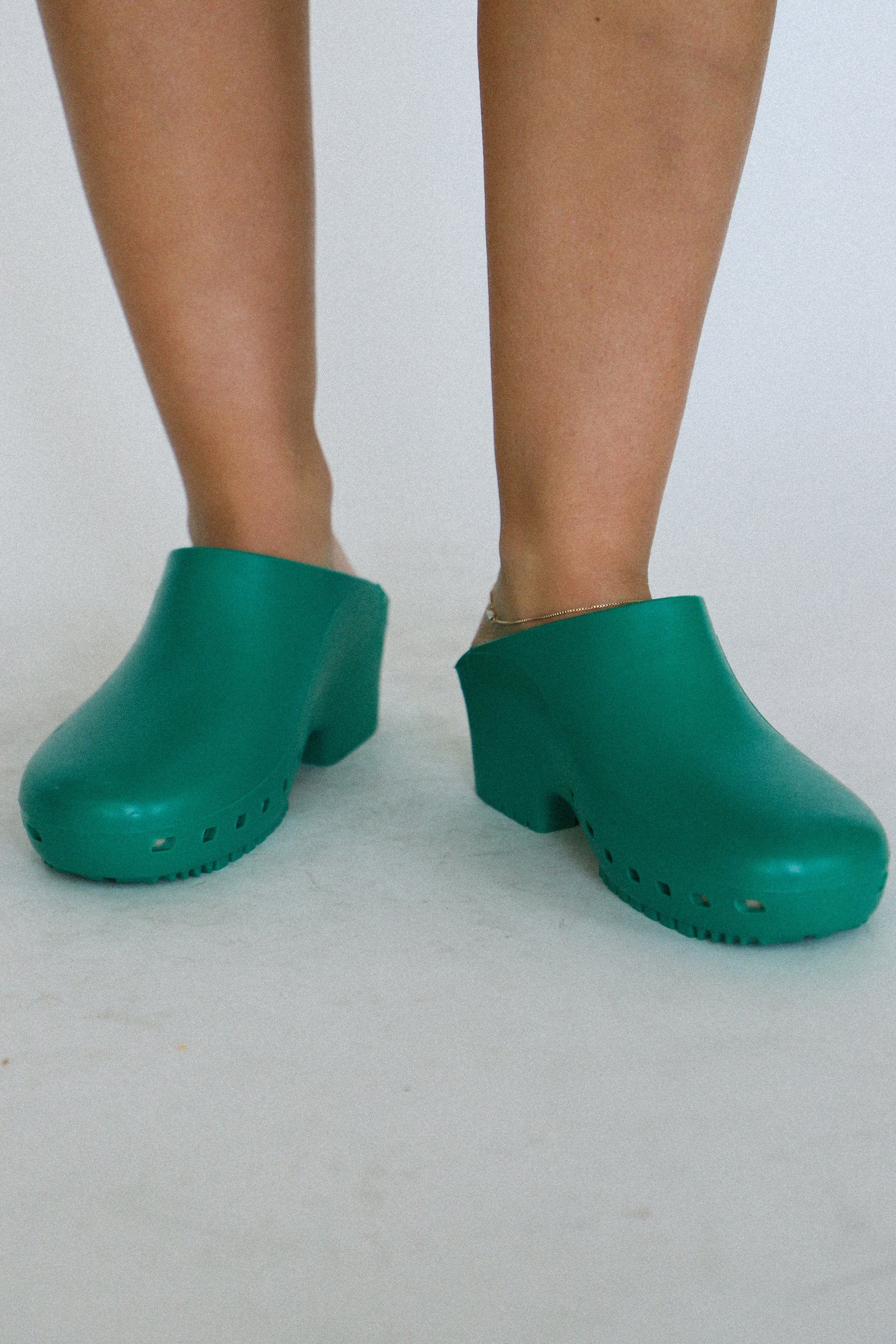 Green Classic Clog – Prism Boutique