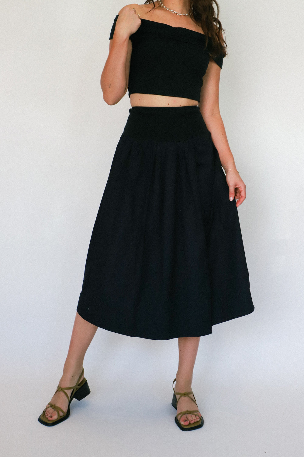 Black Cooler In Capri Skirt Set