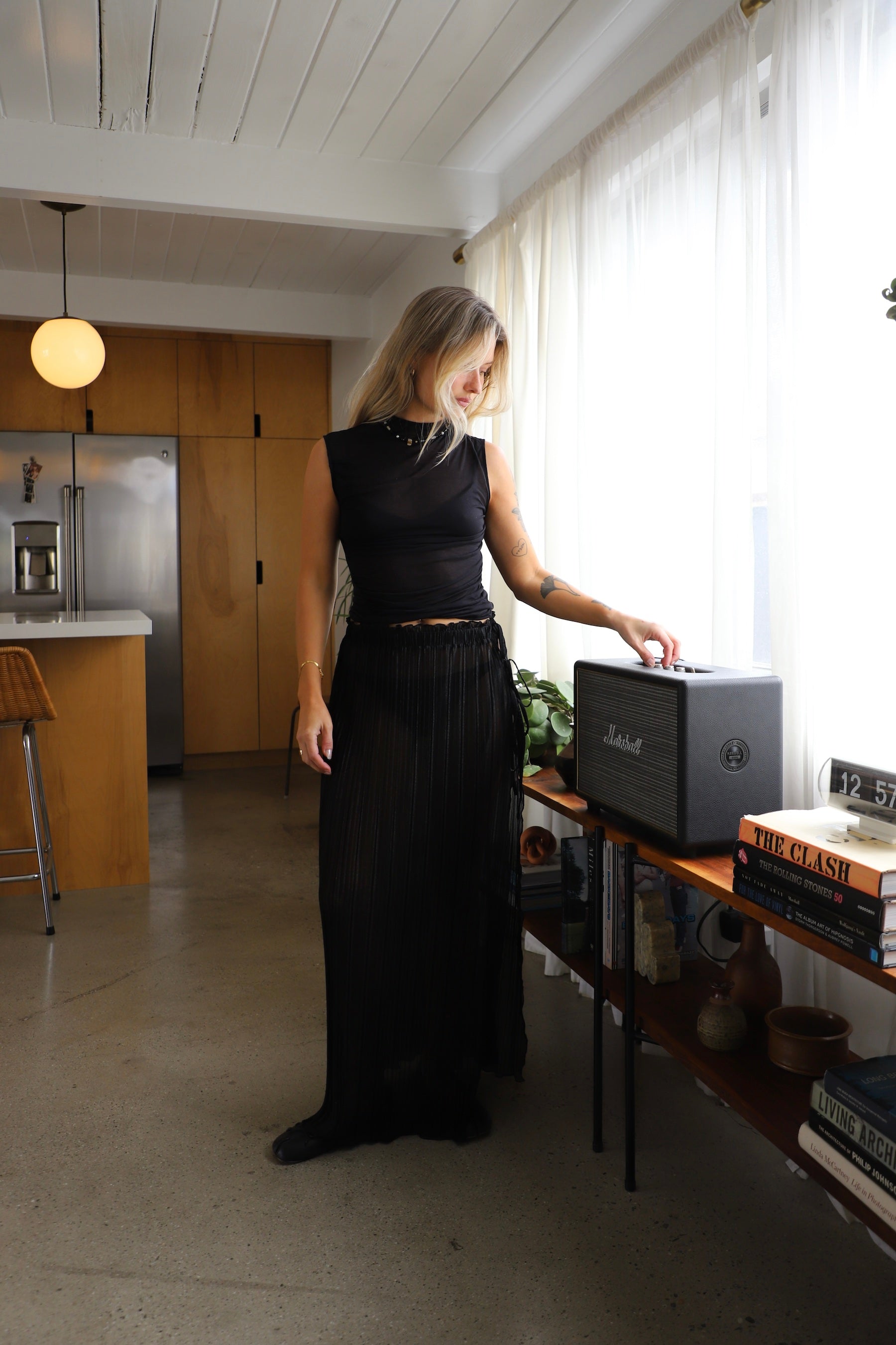 Black Pleated Rouched Midi Skirt