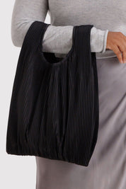 Black Pleated Baggu