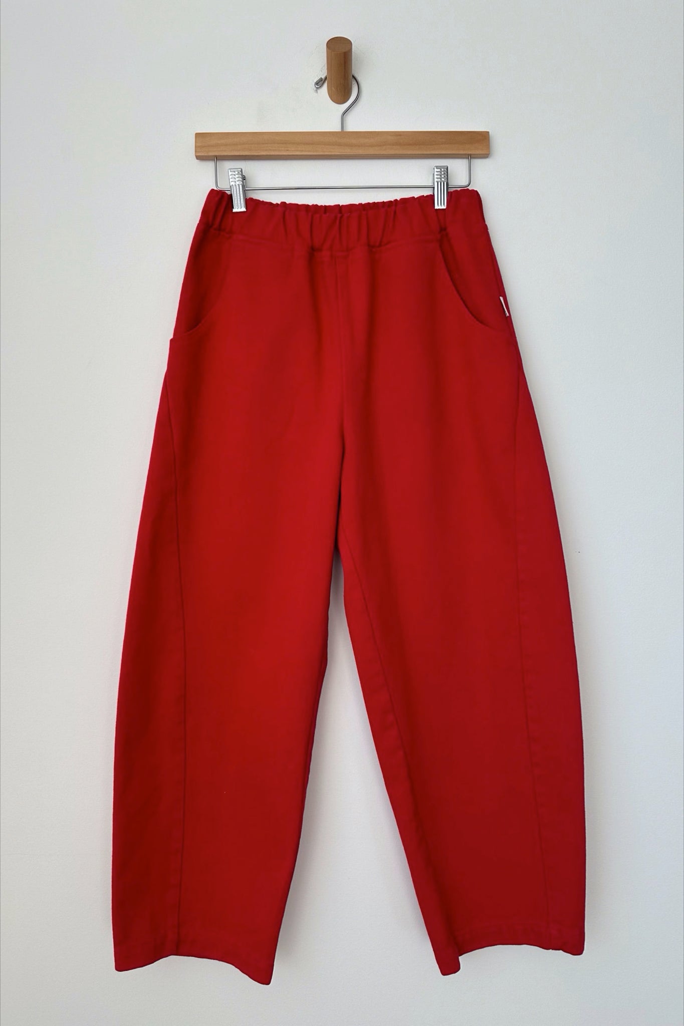 Crayon Red Canvas Arc Pant – Prism Boutique