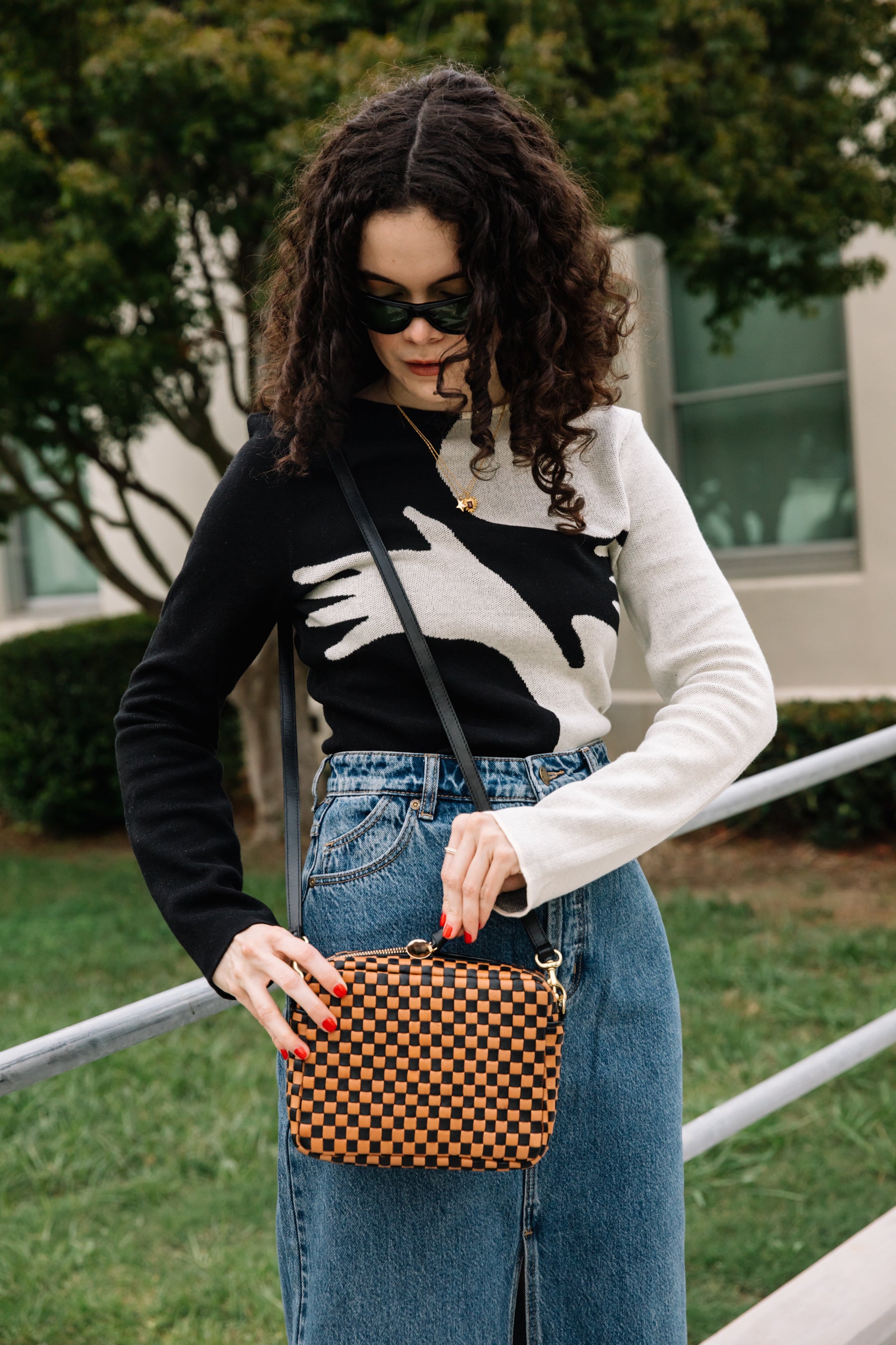 Black & Natural Woven Checker Midi Sac