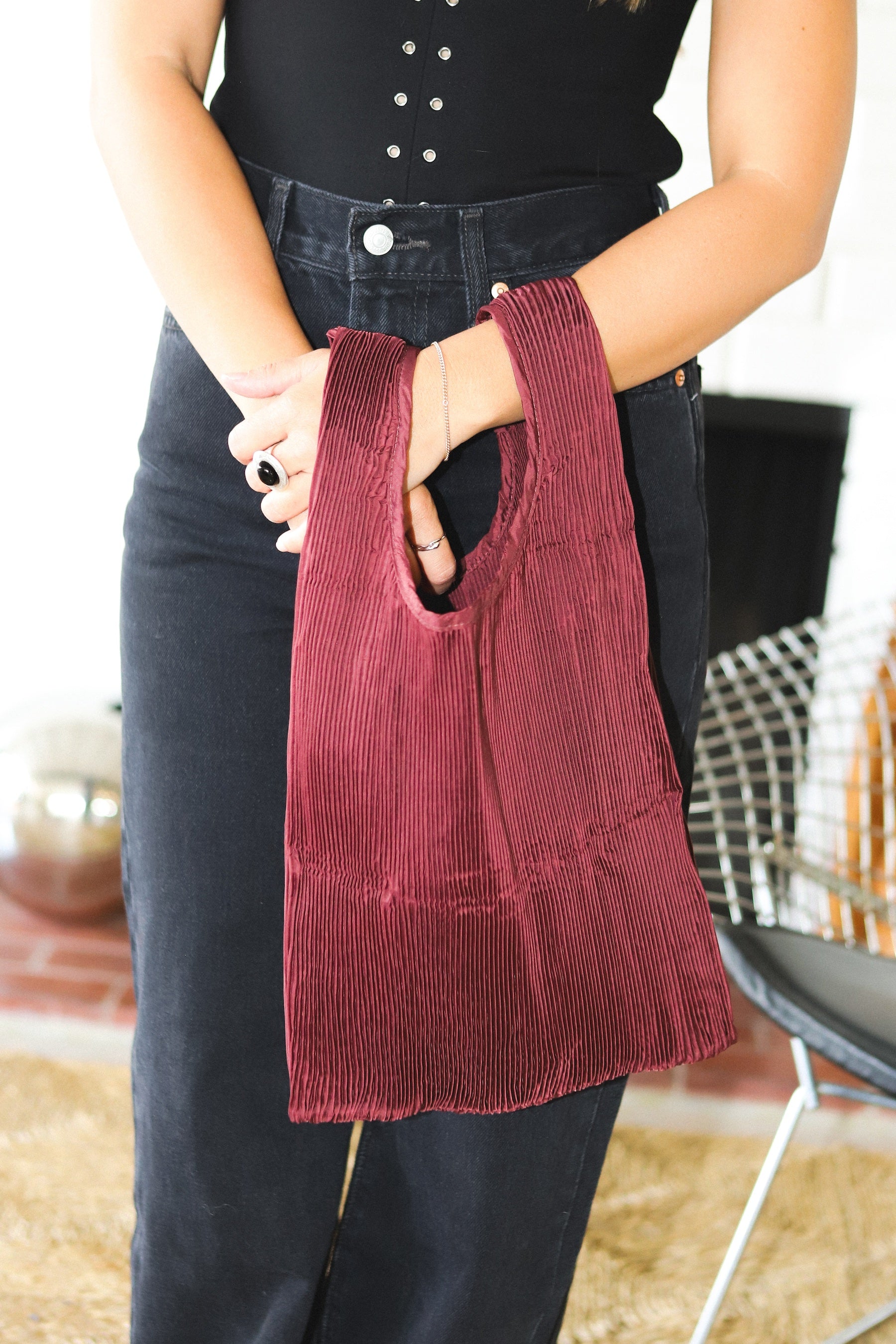 Mahogany Pleated Baggu