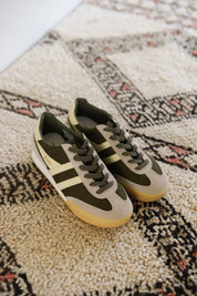 Khaki Buttermilk Pacer Trainer