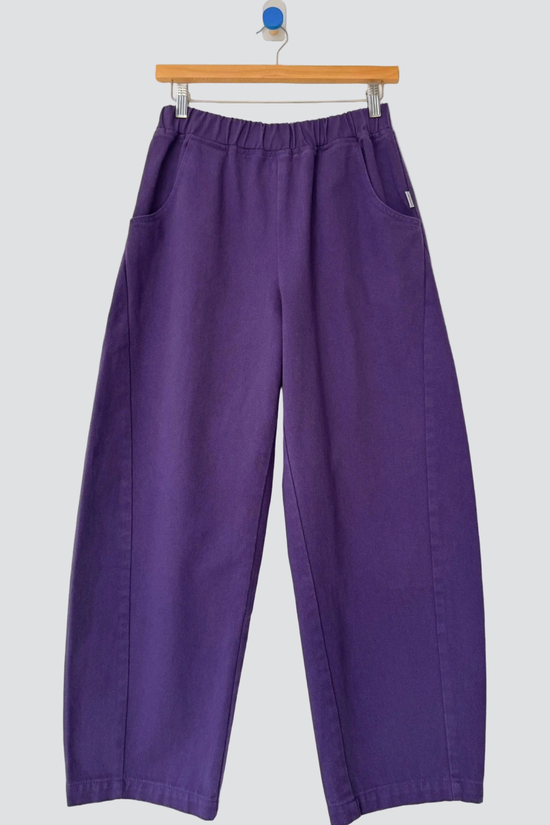 ArcPants_Eggplant_0_b7543f8a-401b-4449-a849-d5d36a6b435b.jpg