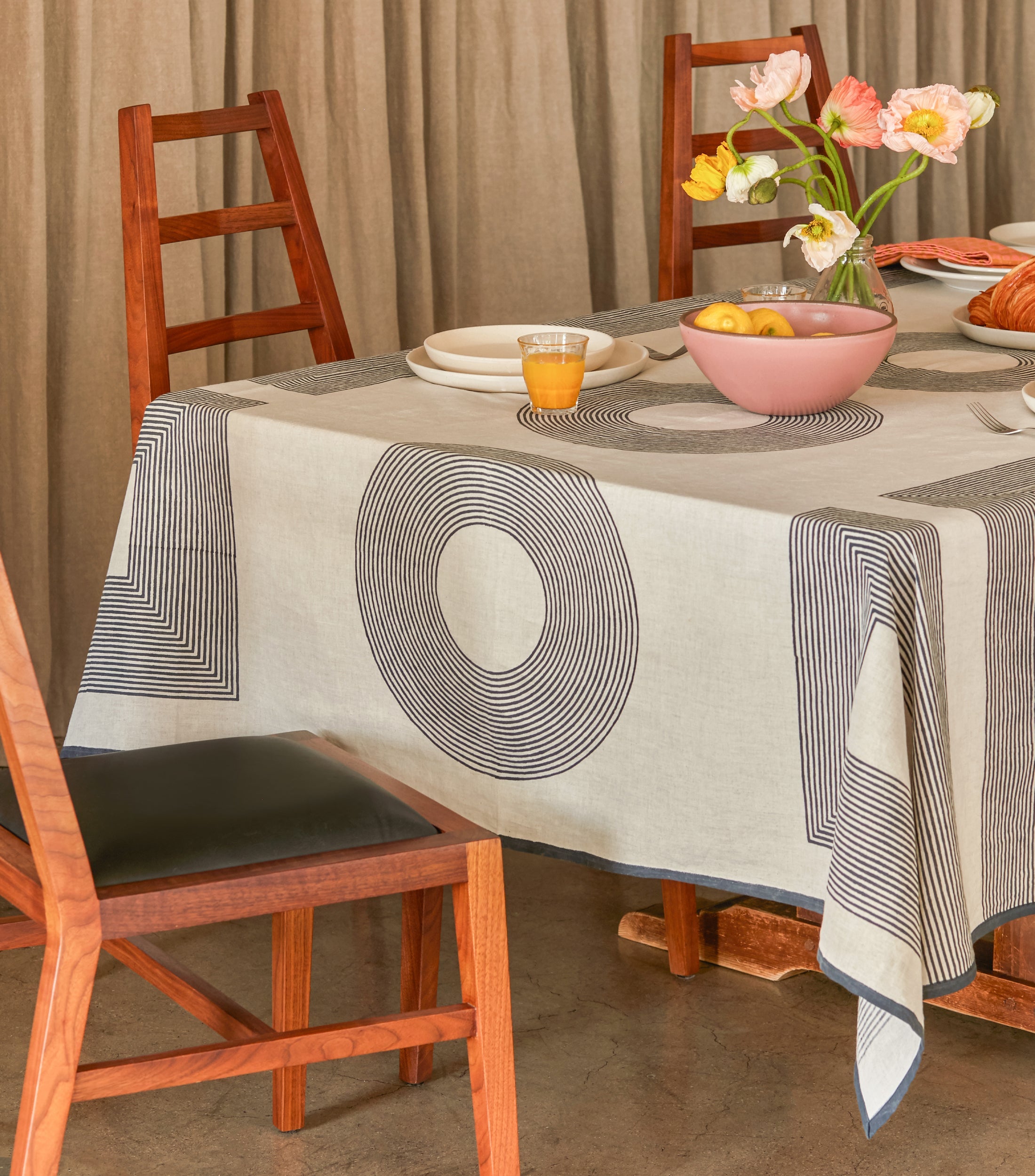 Flax Crane Tablecloth