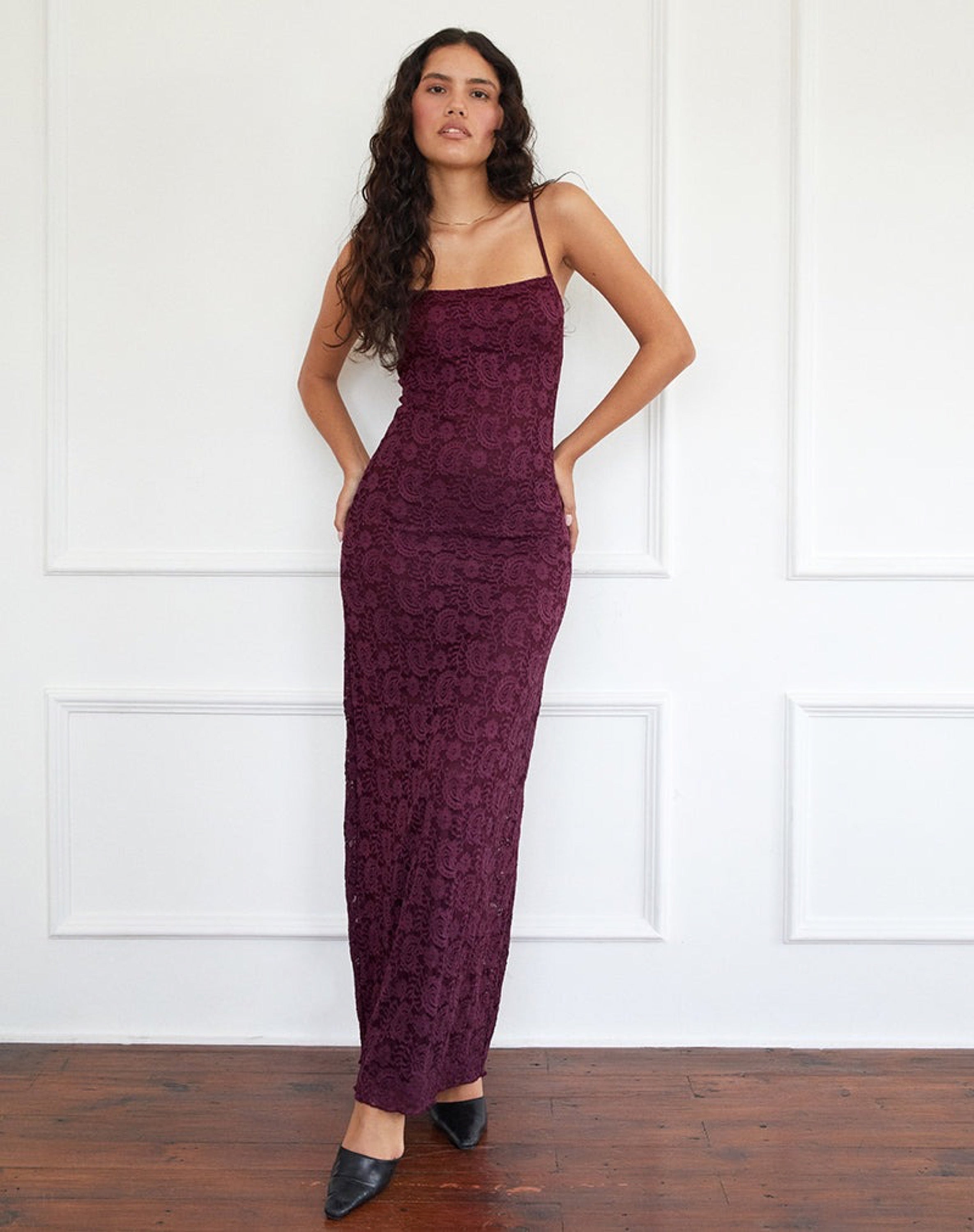 knee length dresses for ladies Red Paisley Lace Midi Dress