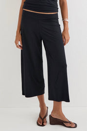 Black Ano Capri