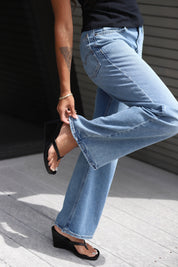 Easy Days Loose Boot