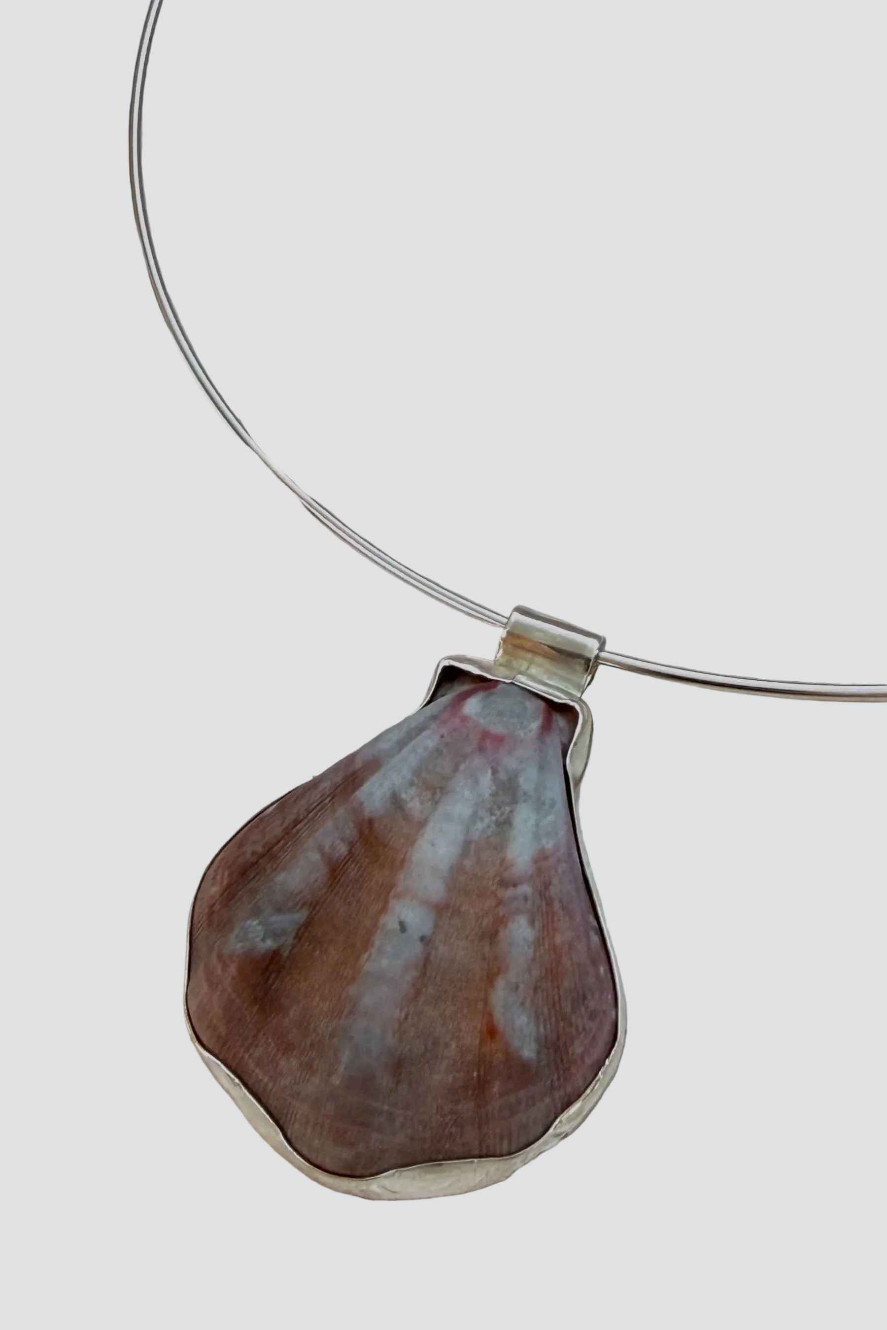Silver Shell Collar 01