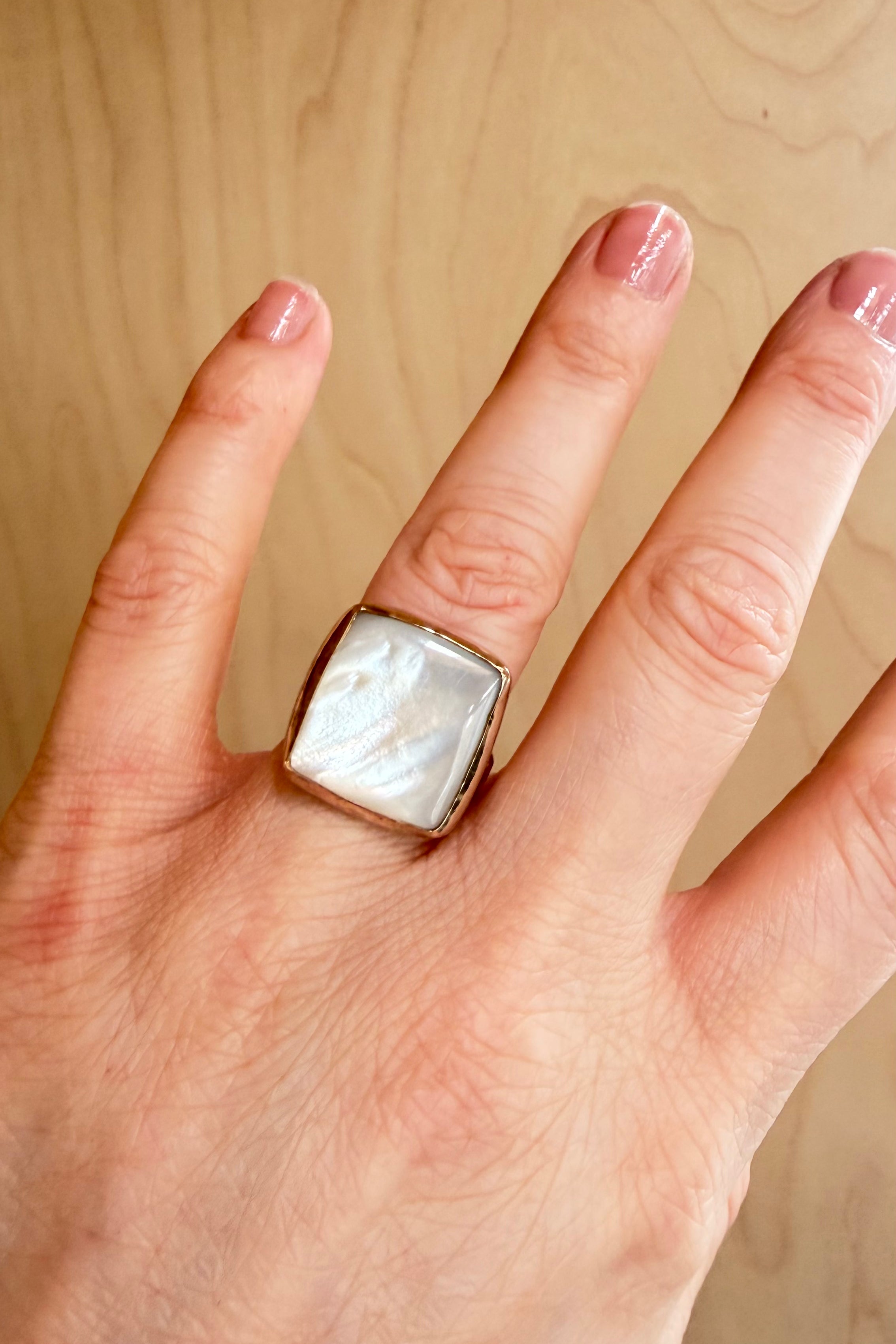 OOAK_MOTHER_OF_PEARL_SQUARE_RING_SIZE_7.heic