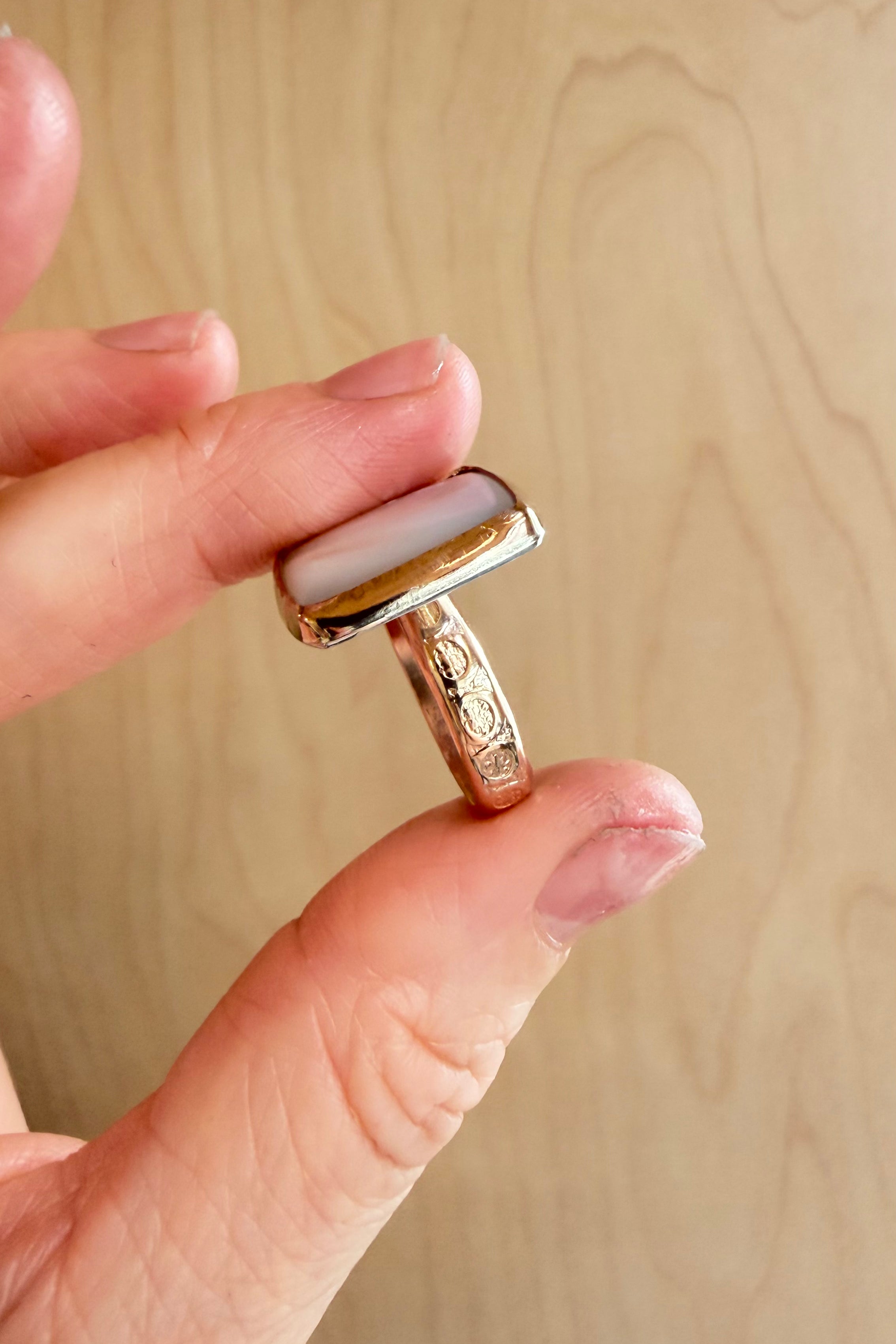 OOAK_MOTHER_OF_PEARL_SQUARE_RING_SIZE_7_-2.heic