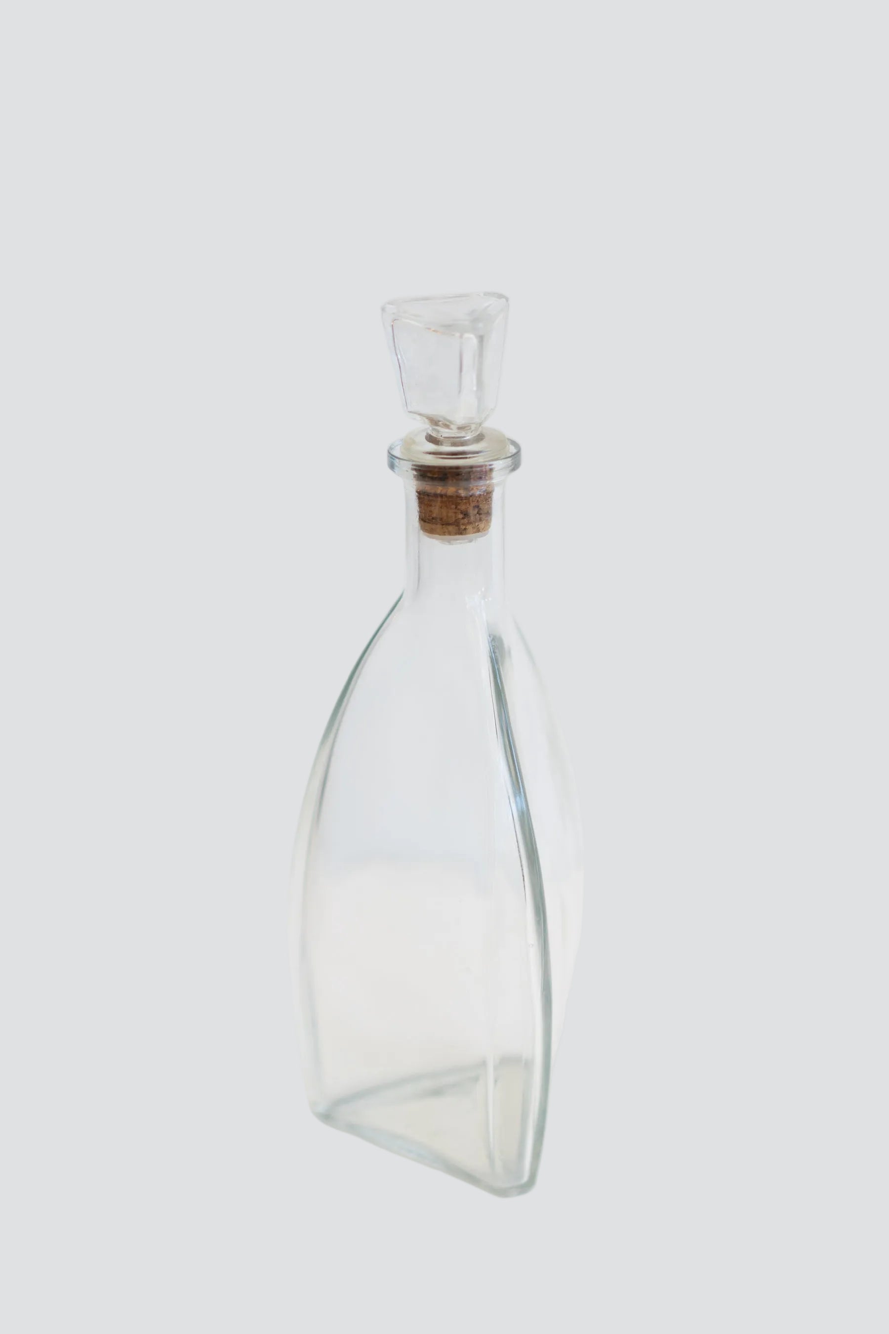 Glass Decanter 004