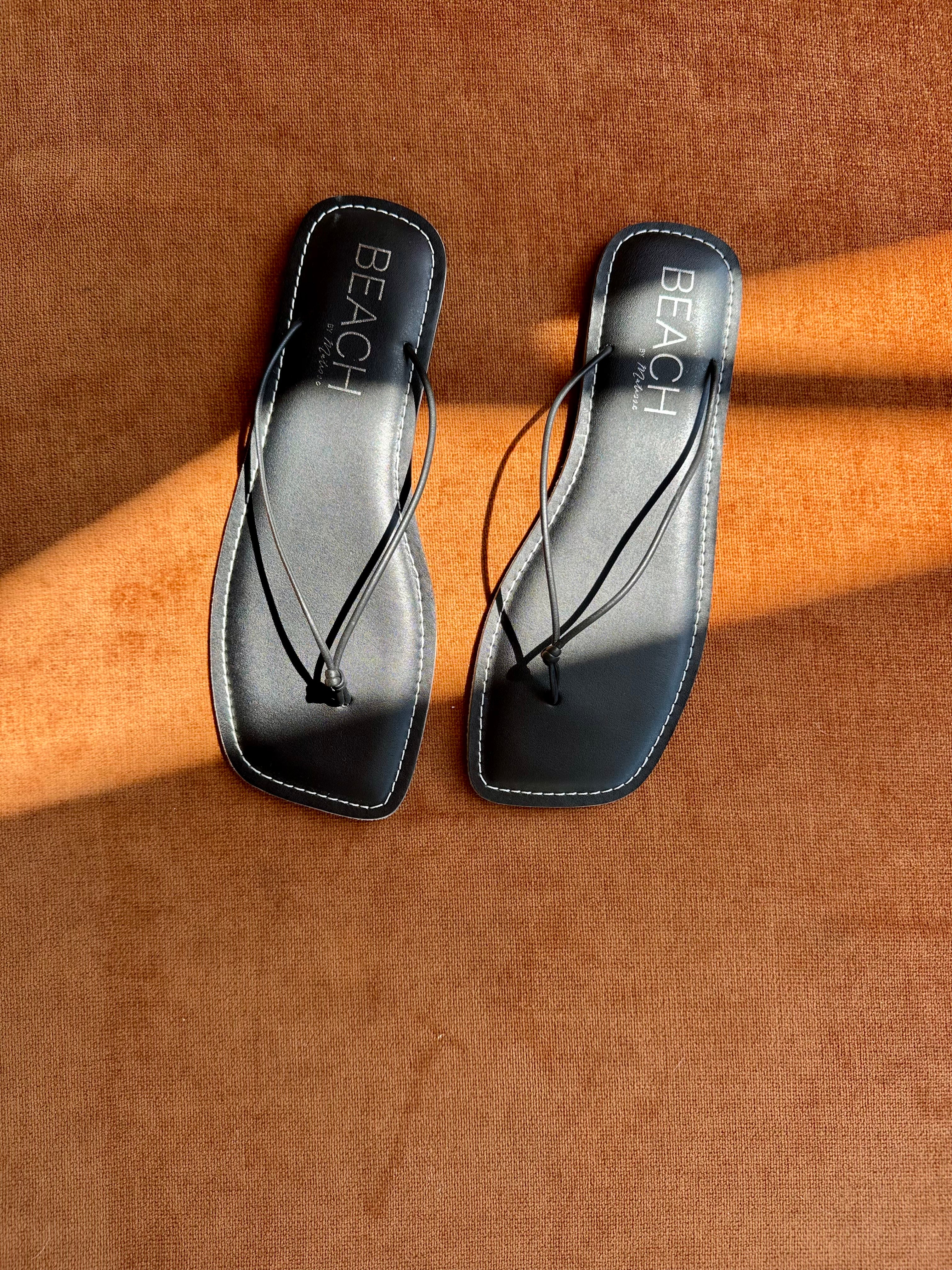 Black Ray Sandal