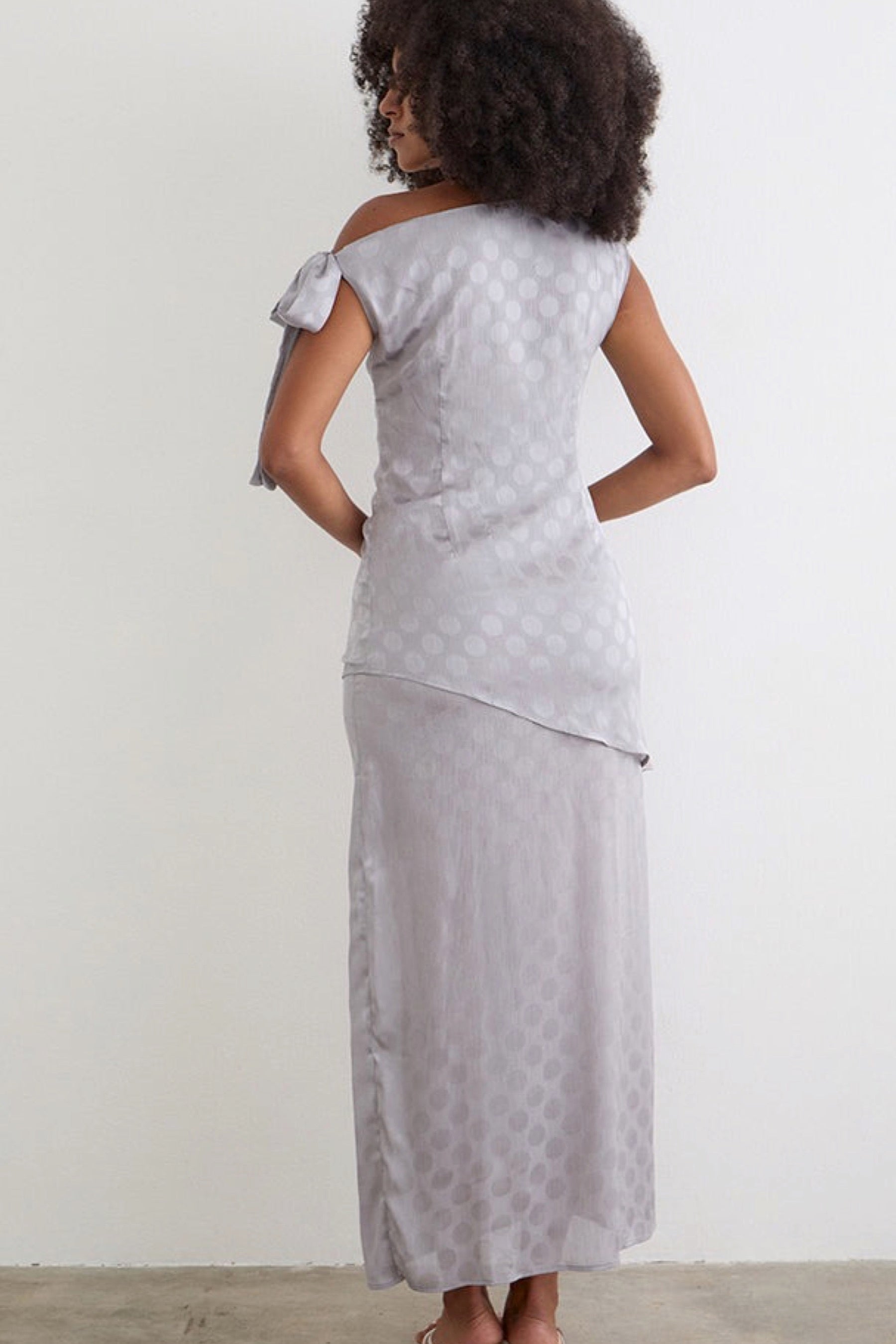 SARDIAN-DRESS-CFN-MNCHRM-SLVR-GRY-33599.jpg