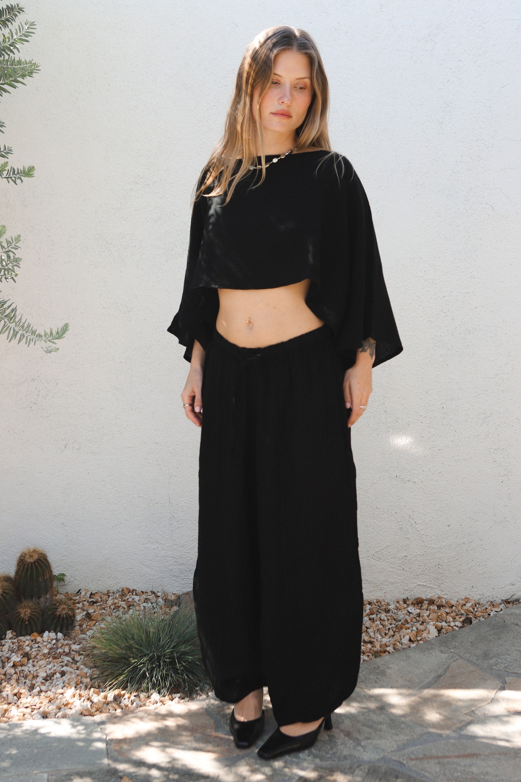 Black Asana Top – Prism Boutique