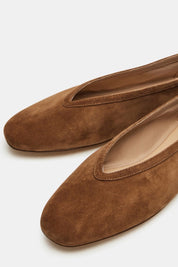 Chestnut Suede Leni Flat