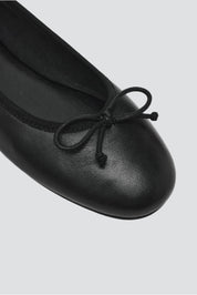 Black Leather Selma Flat
