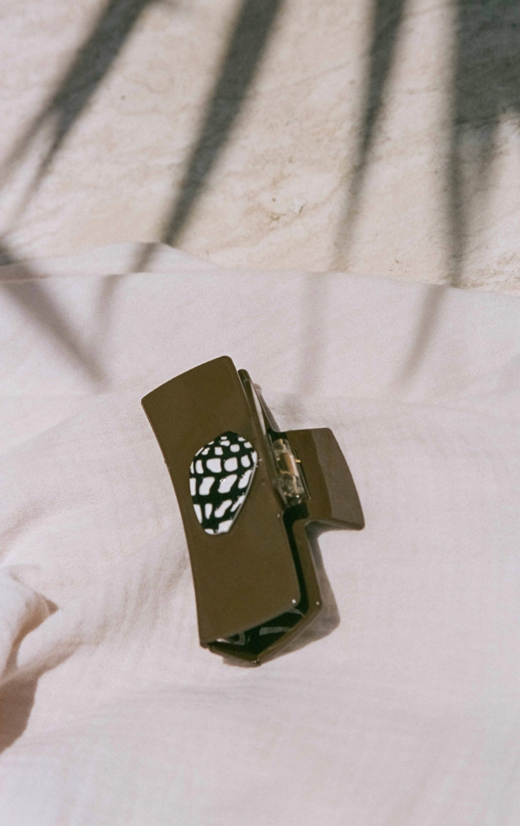 Spotted Shell Lara Claw