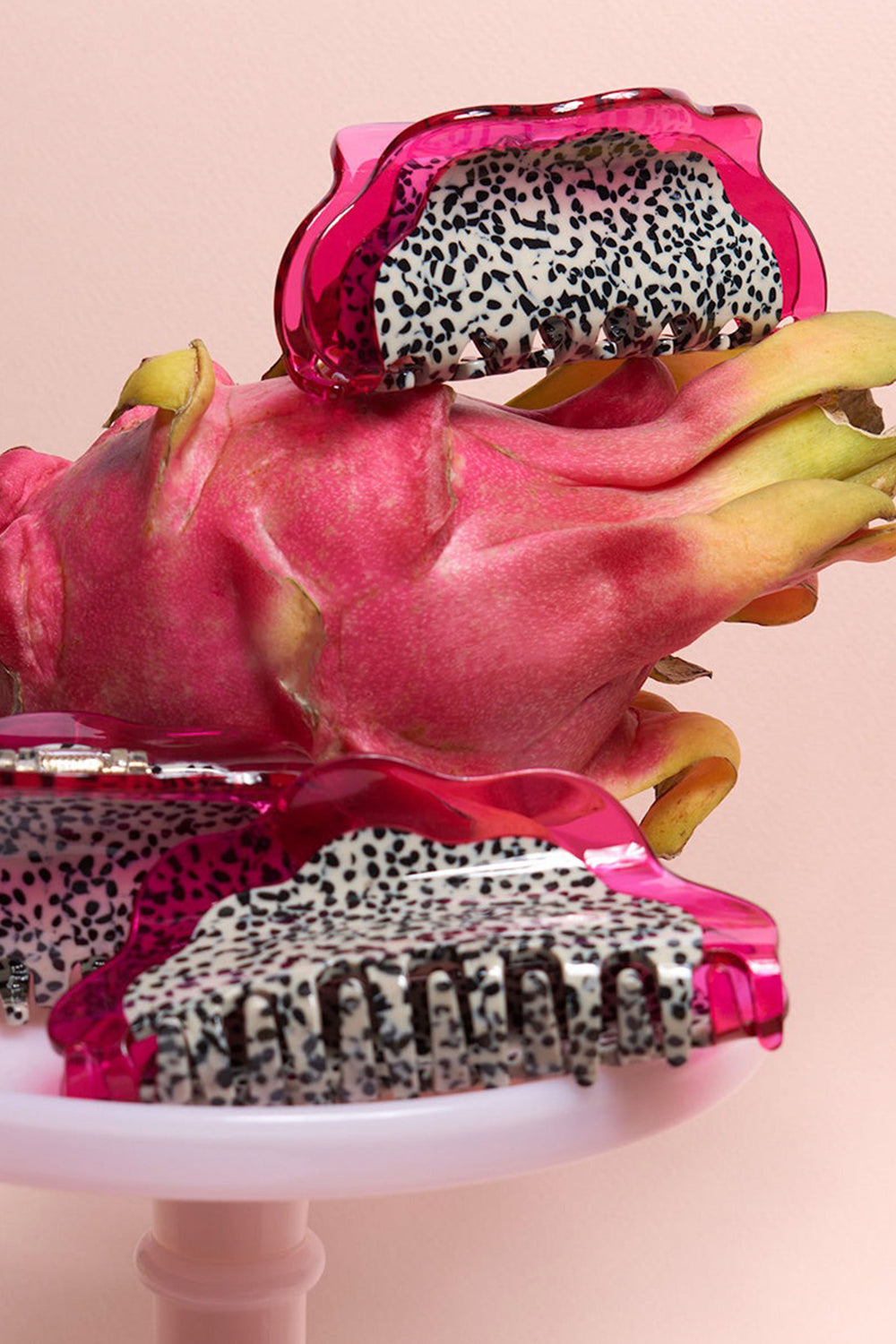 Dragon Fruit Claw