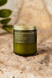 Frankincense & Oud Winter Classic Candle no