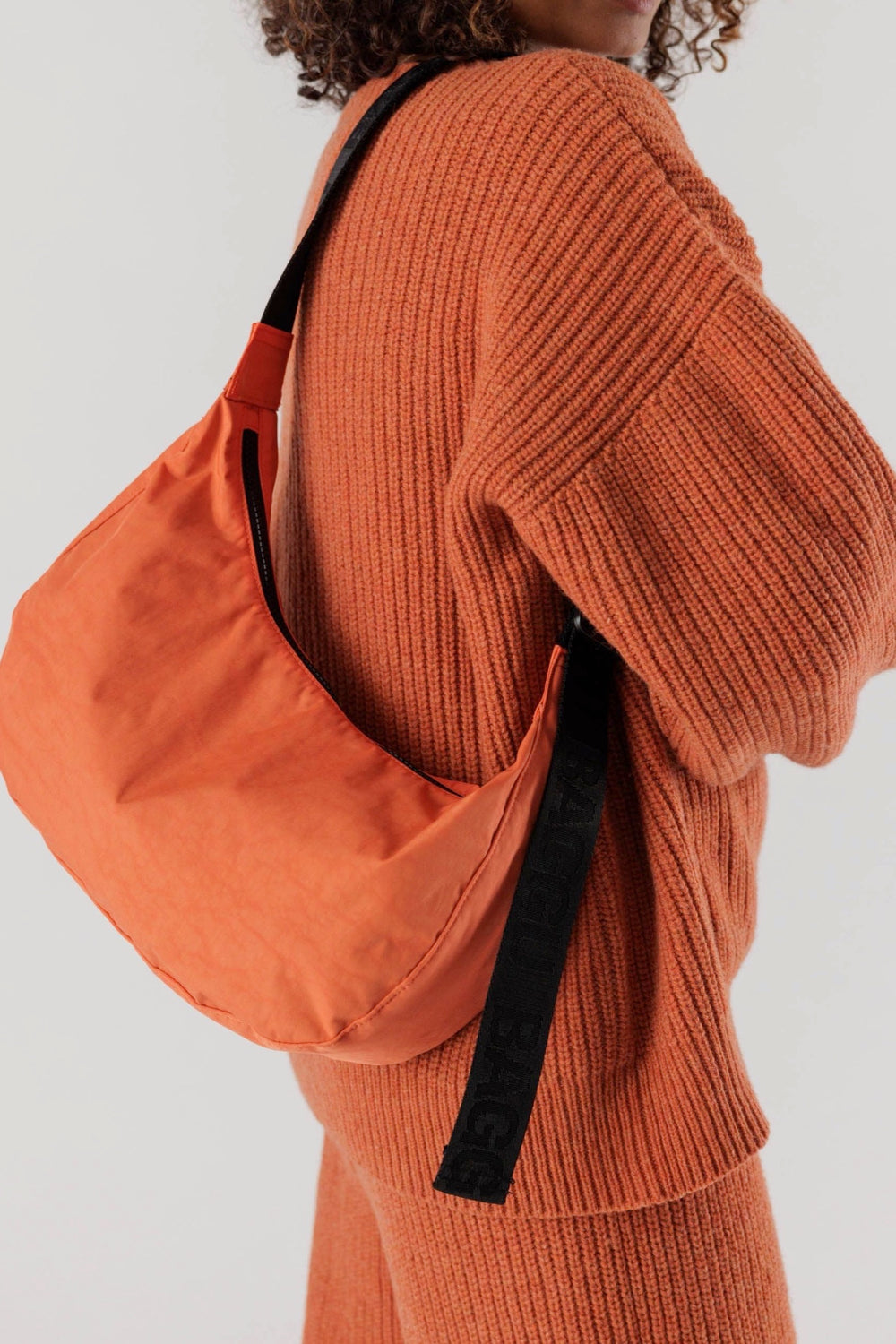 Nasturtium Medium Crescent Bag