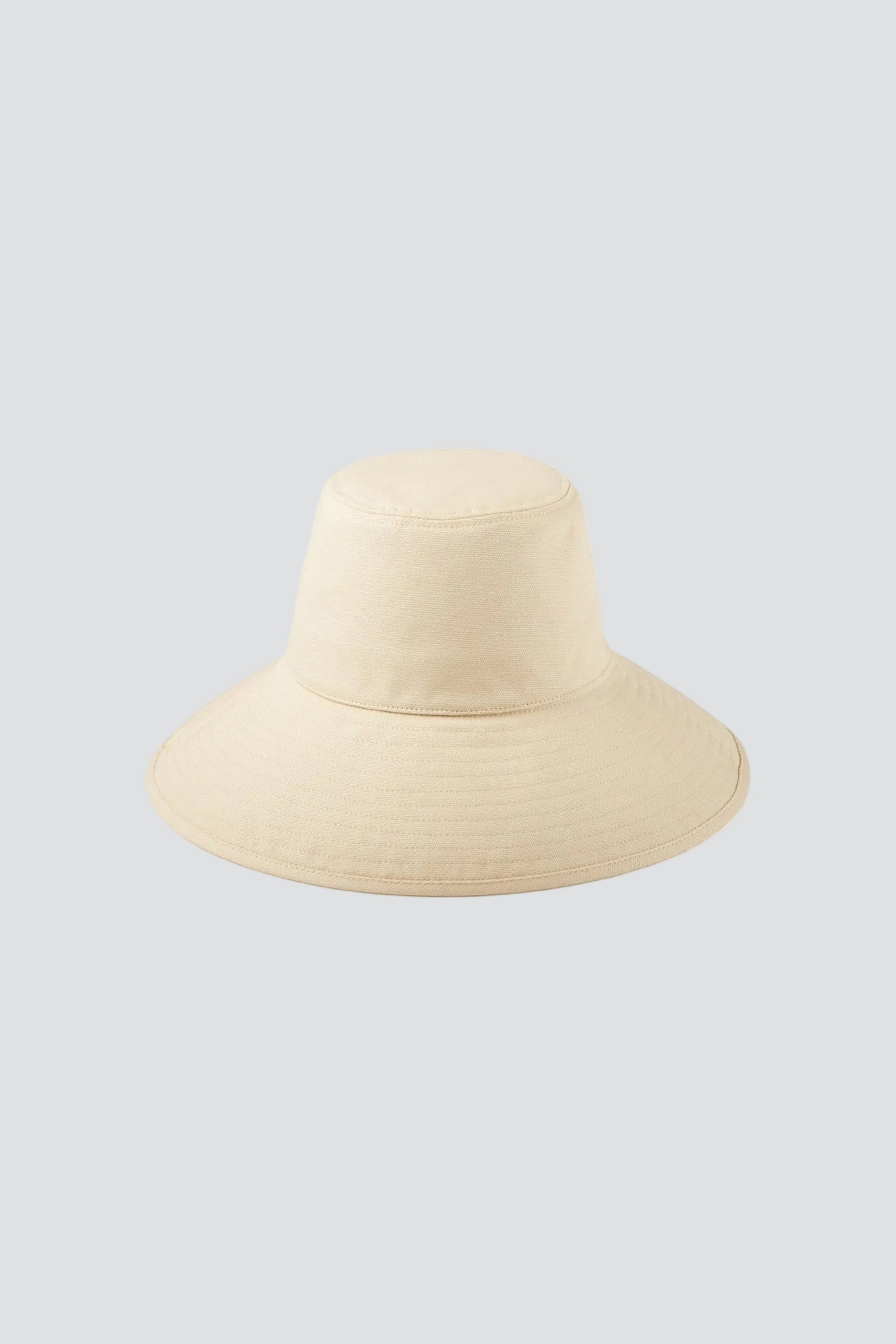 Beige Canvas Holiday Bucket – Prism Boutique