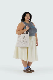 Embroidered Shells Horizontal Duck Bag