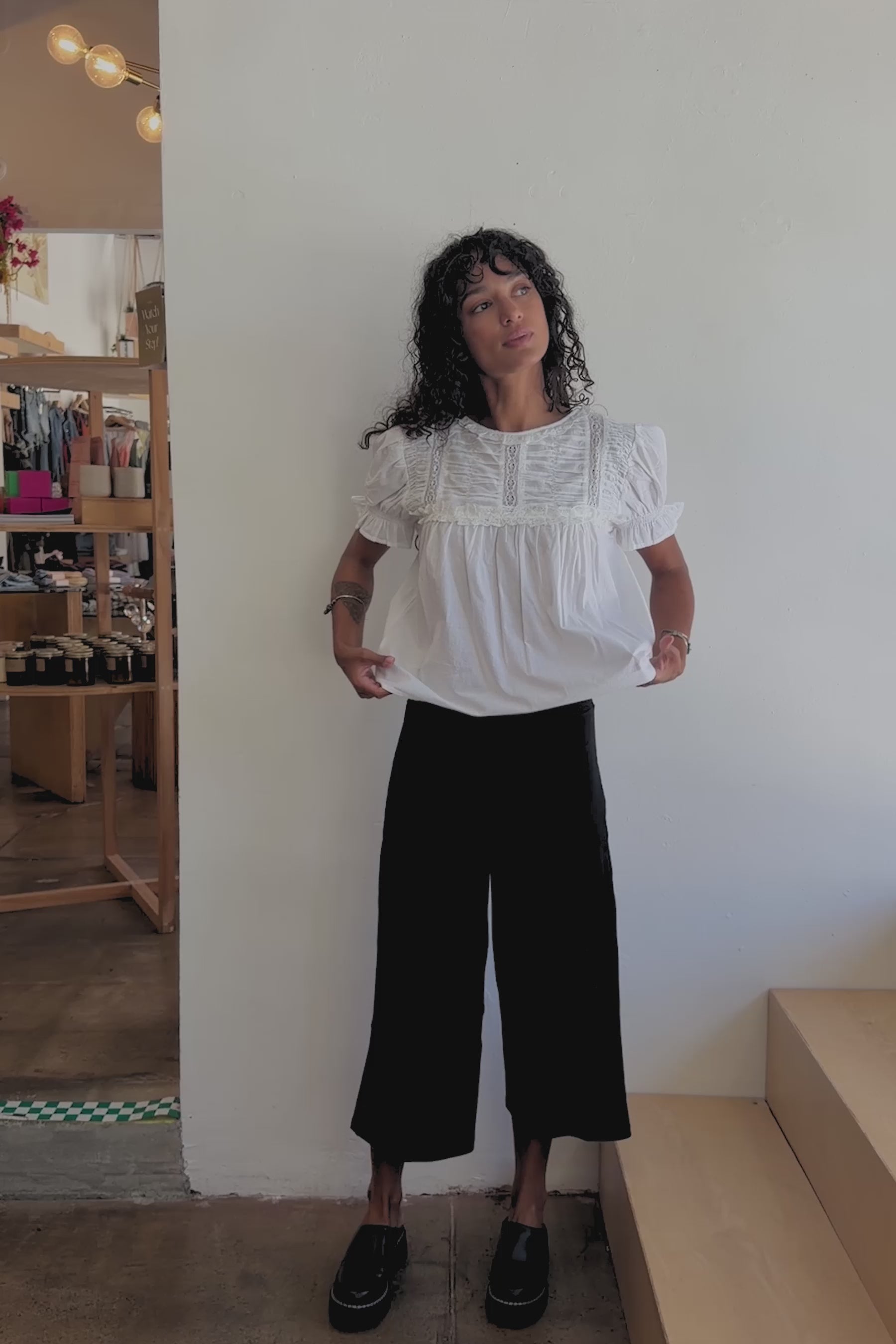Black Ano Capri – Prism Boutique
