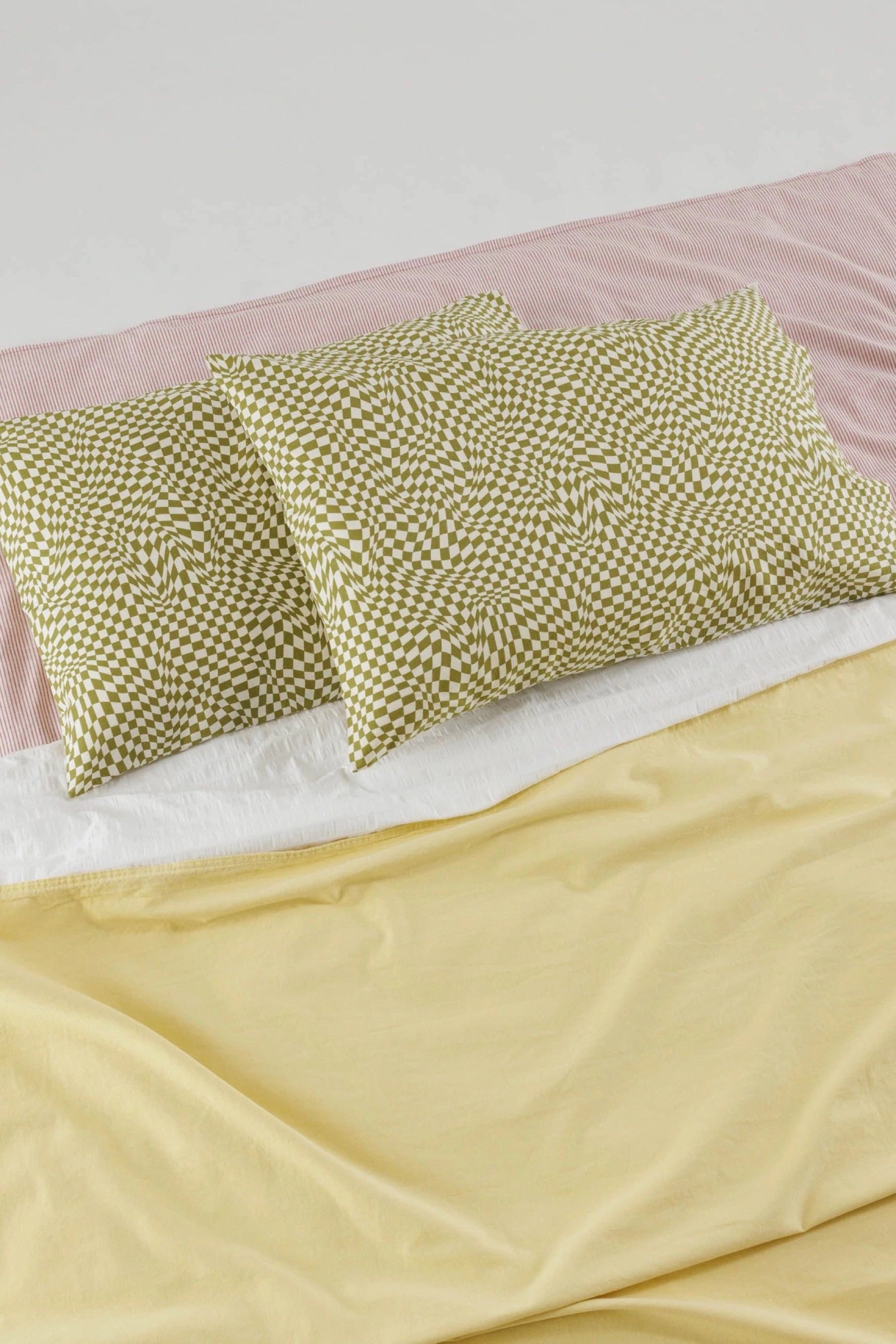 Moss Trippy Checker Pillow Case Set