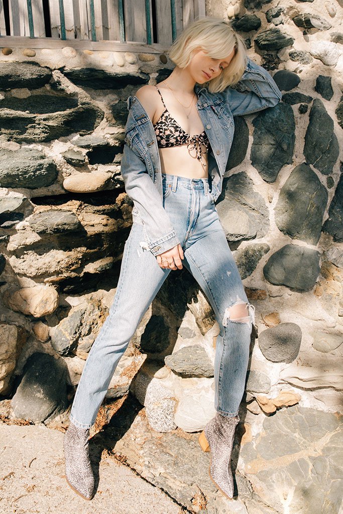 Levis cant sale touch this