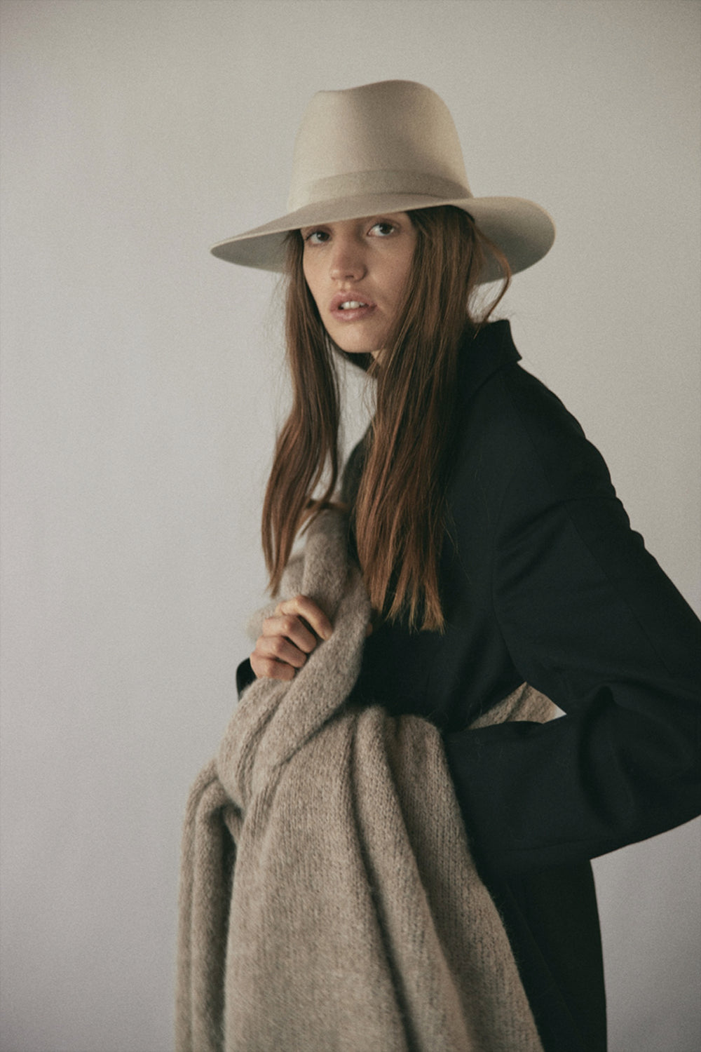 Fog Corinne Fedora