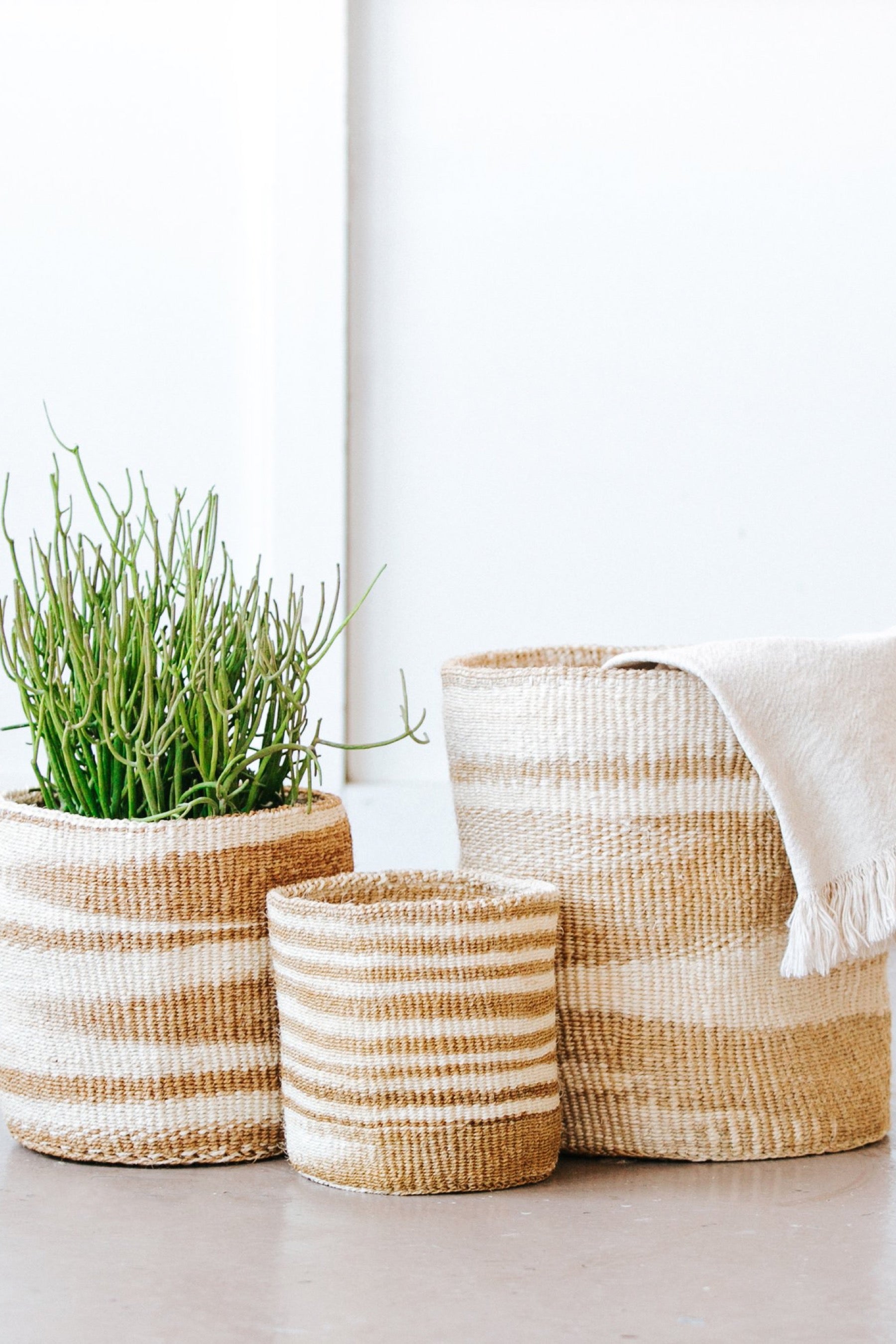 X-Large Smoke Swirl Storage Basket