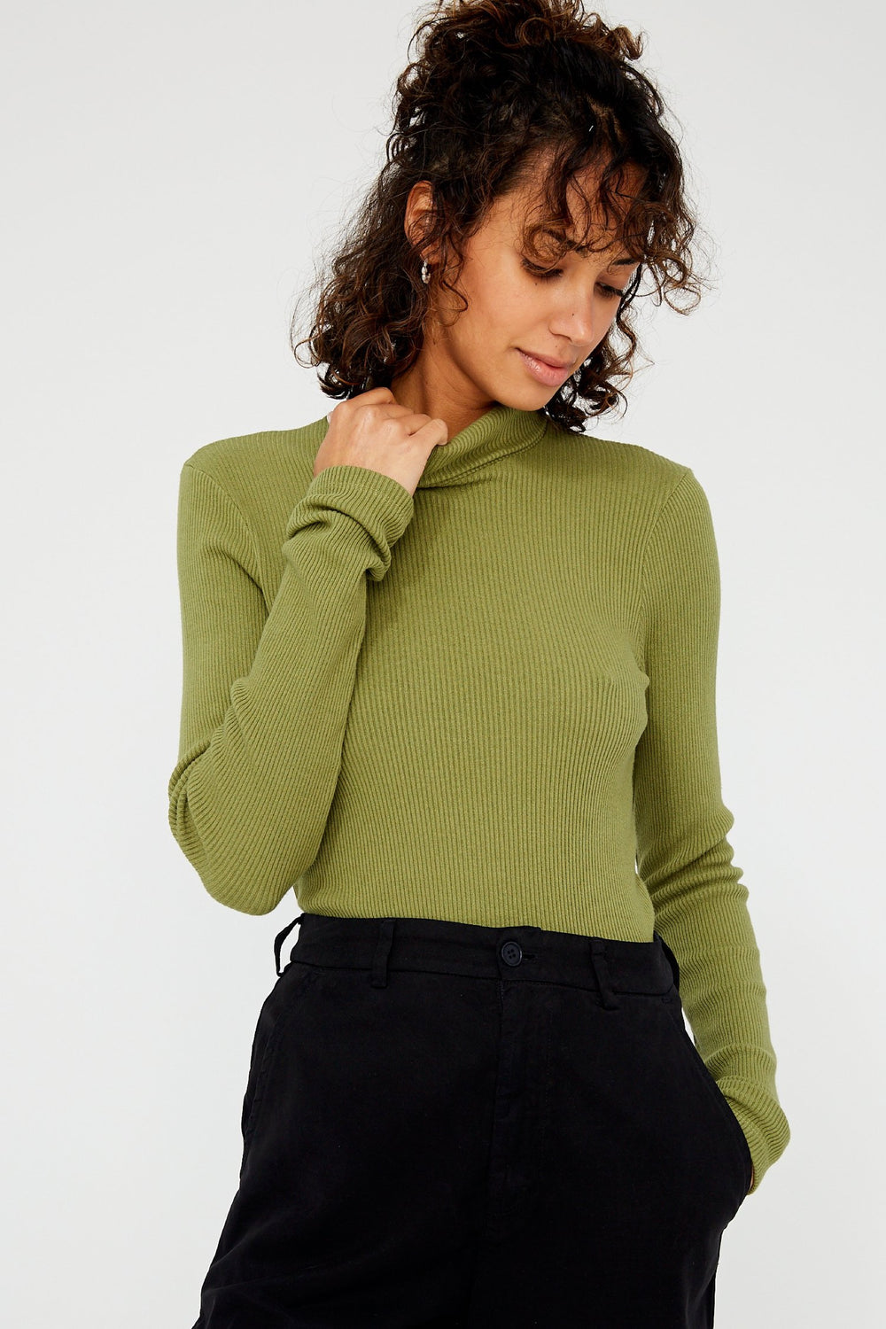 Olive Sweater Rib Turtleneck