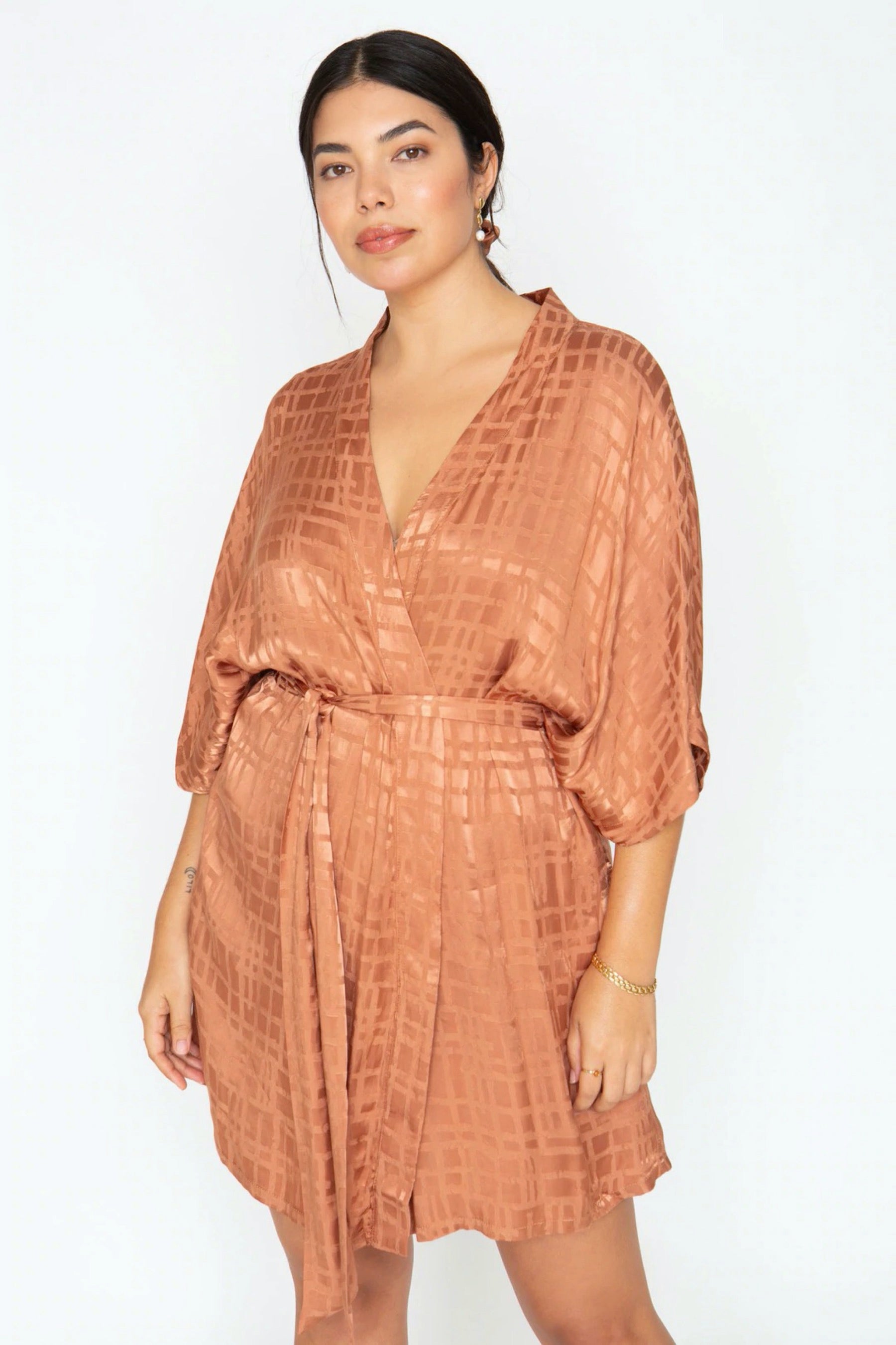 Tobacco Abstract Short Robe