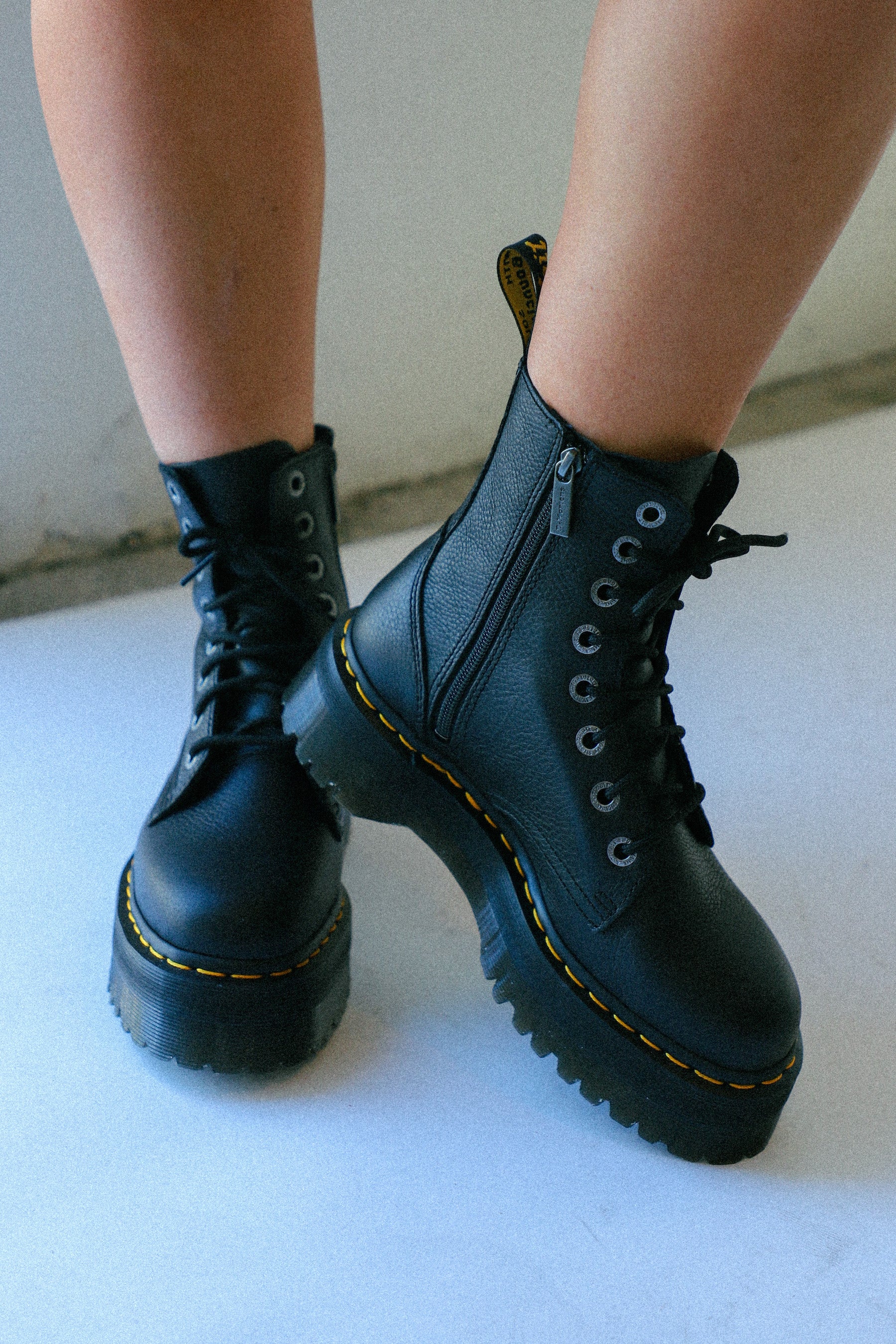 Black Pisa Jadon III – Prism Boutique