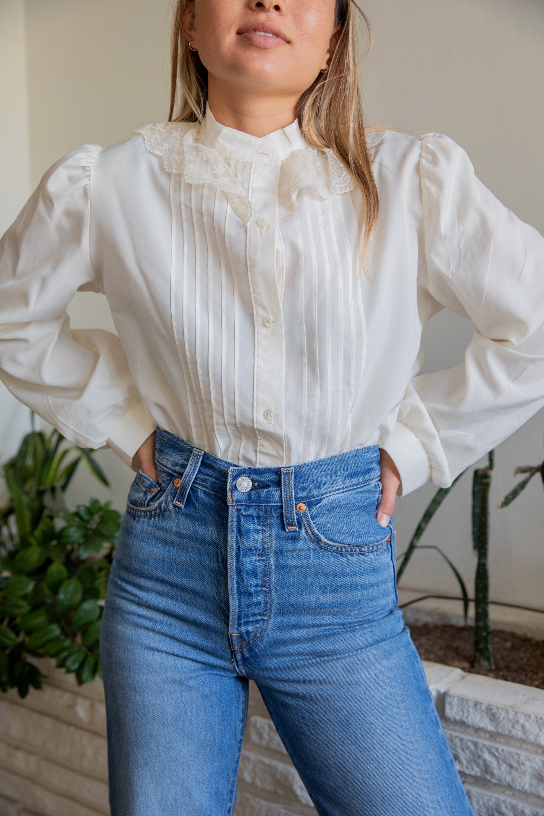 Creme New Fashion Blouse