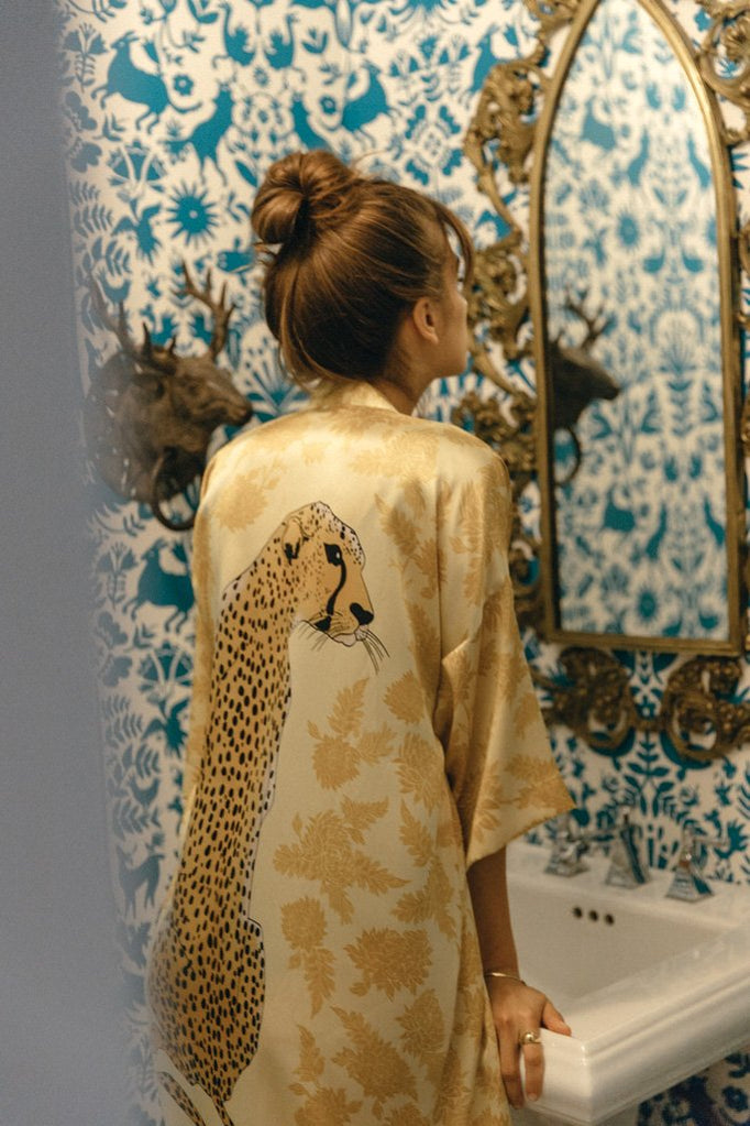 Silk Blonde Dahlia Pfeiffer Robe