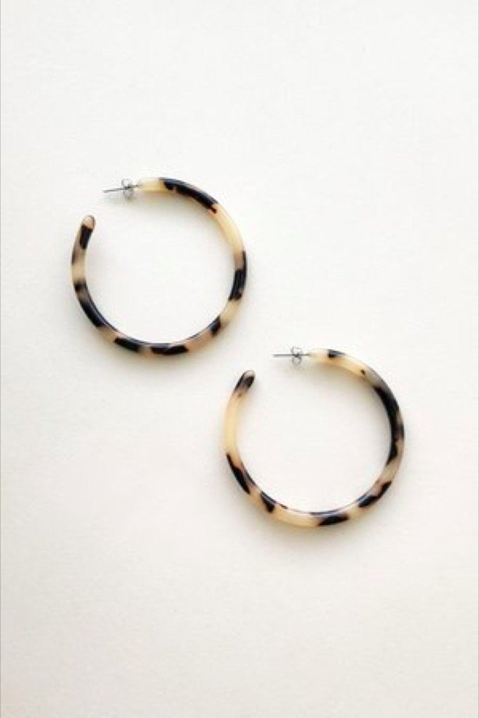 Blonde Tortoise Large Hoops