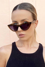 Olive Kiss Kiss Sunglasses