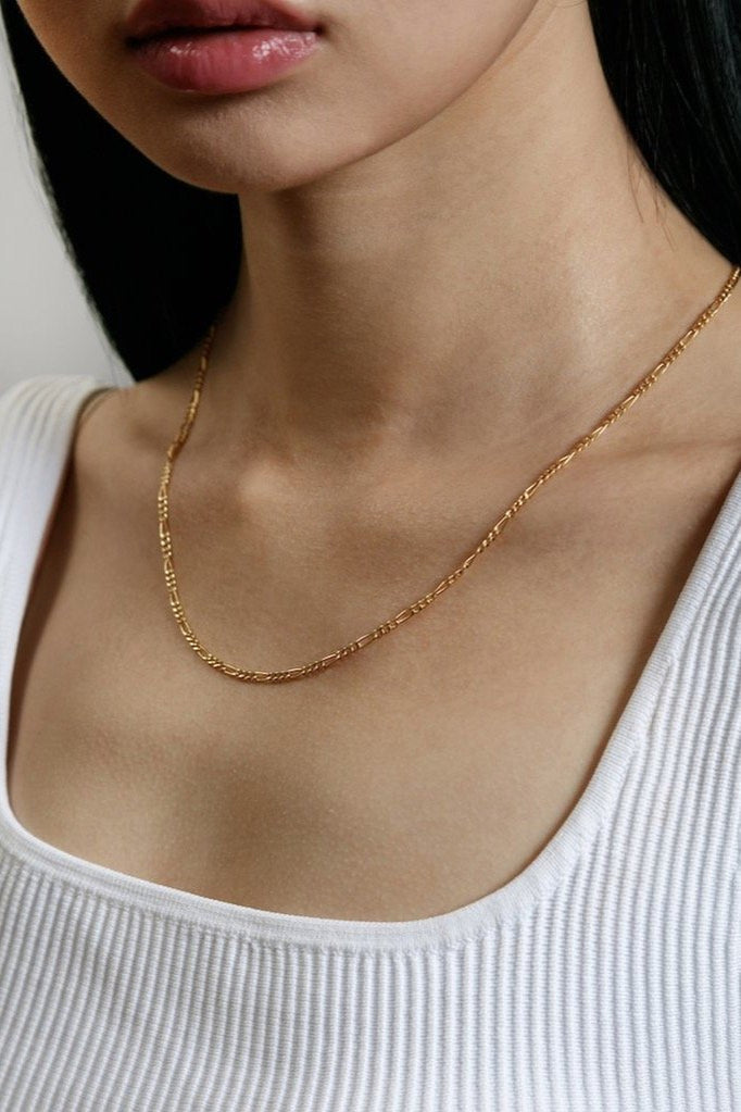 Gold Mila Necklace