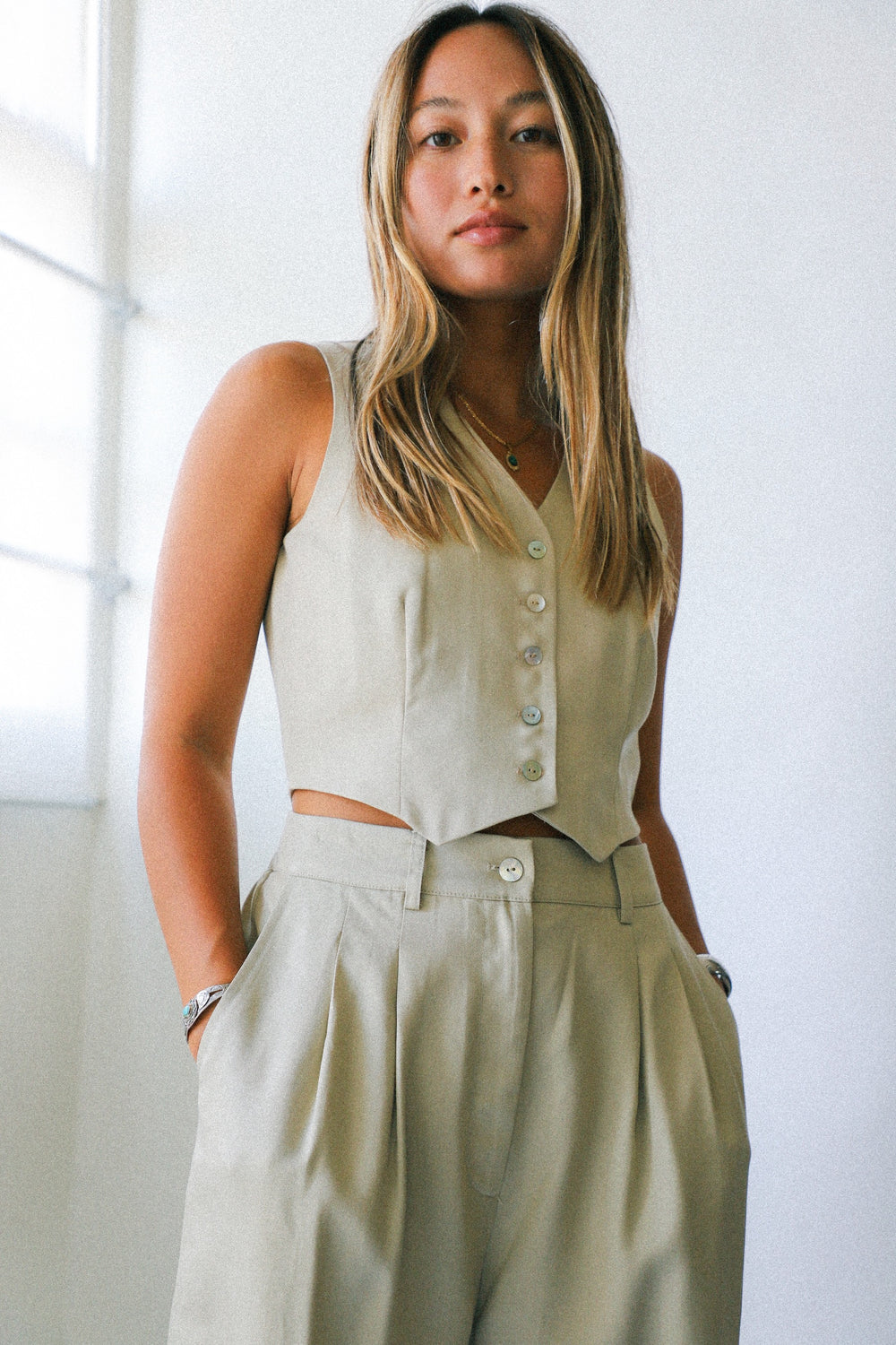 Lychee Pleated Pant