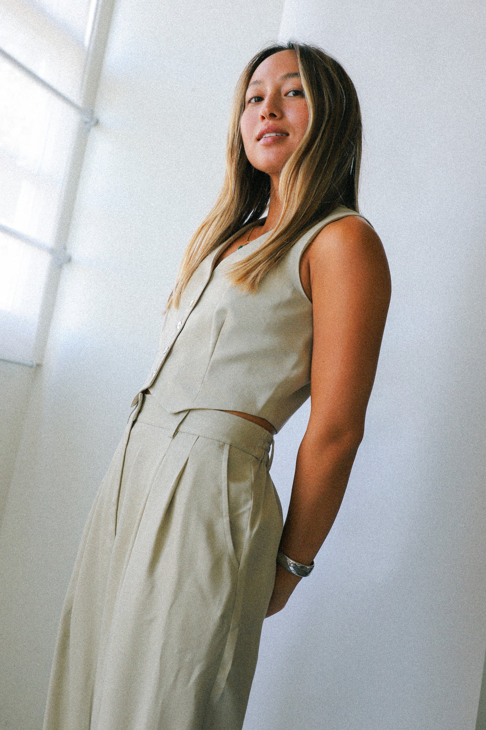 Lychee Pleated Pant