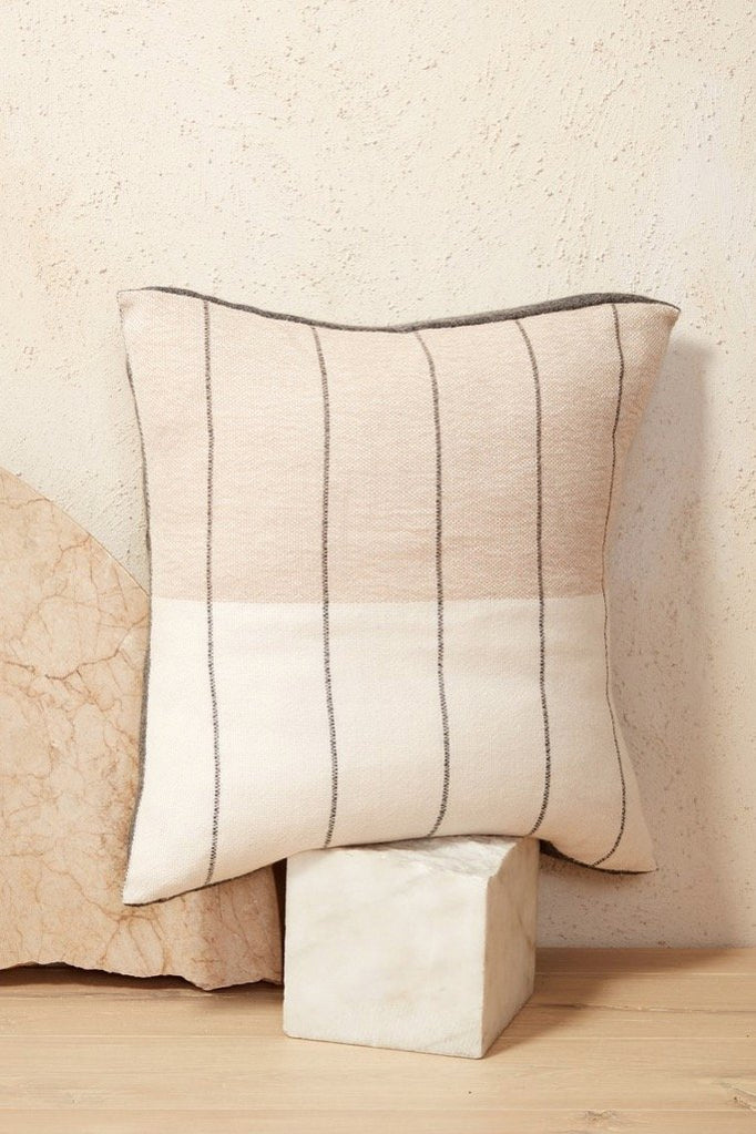 Anni Pillow