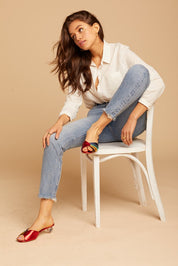 frayed hem jeans