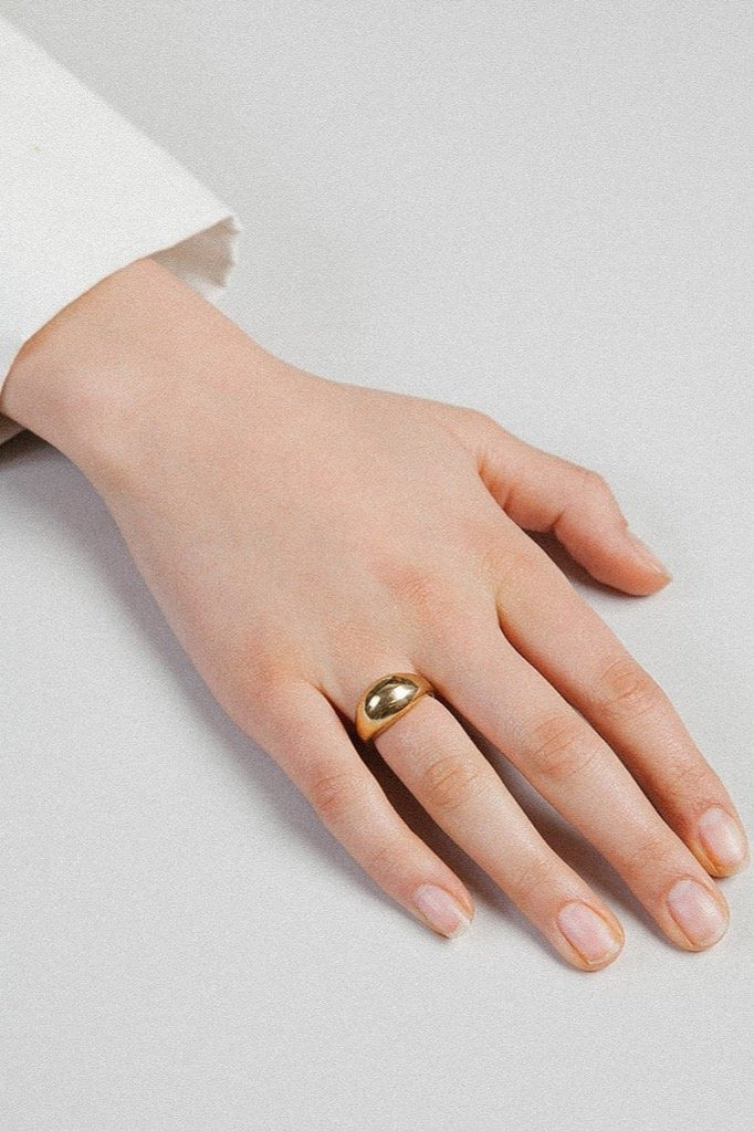 Gold Magnes Ring