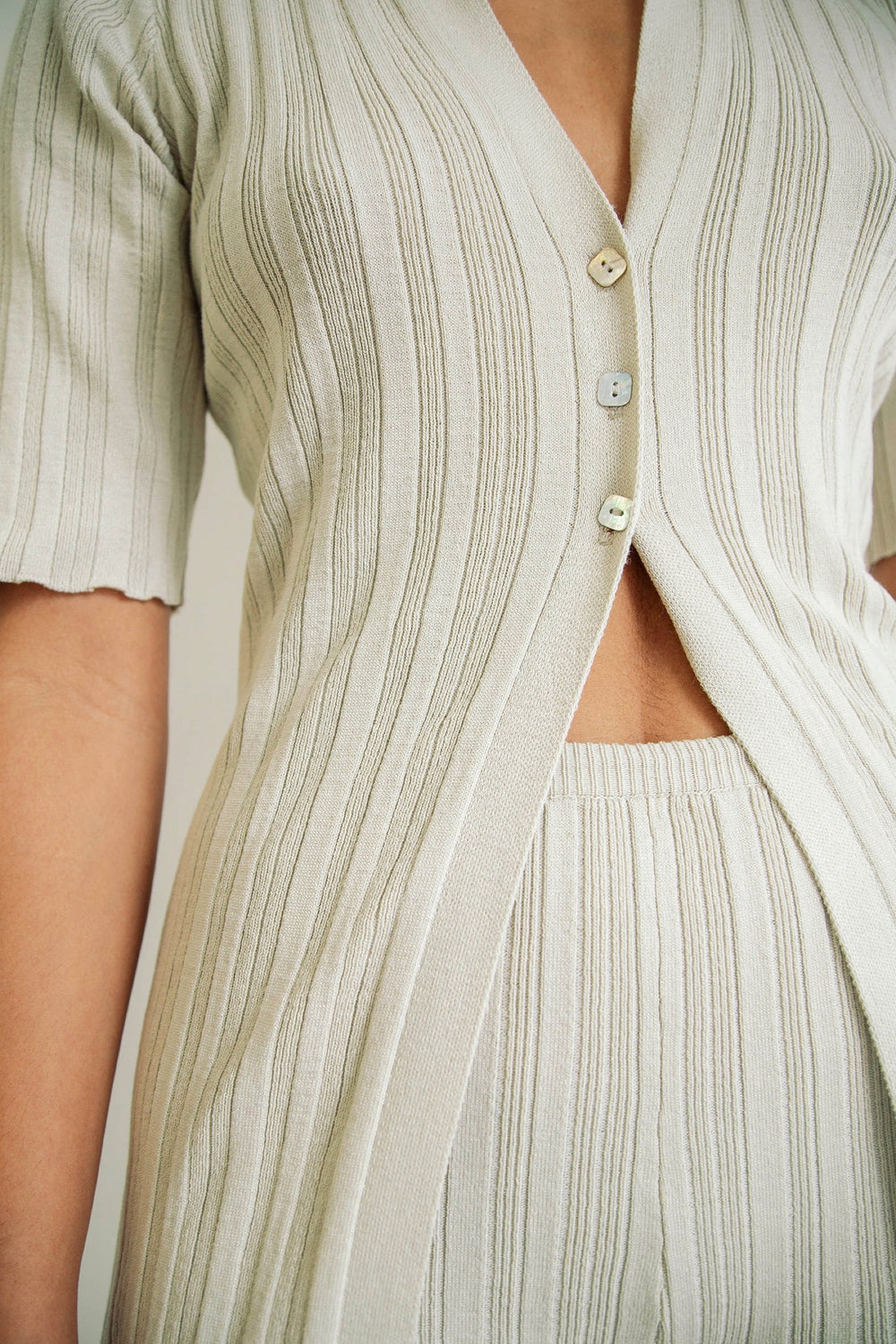Sand Daisy Cardigan