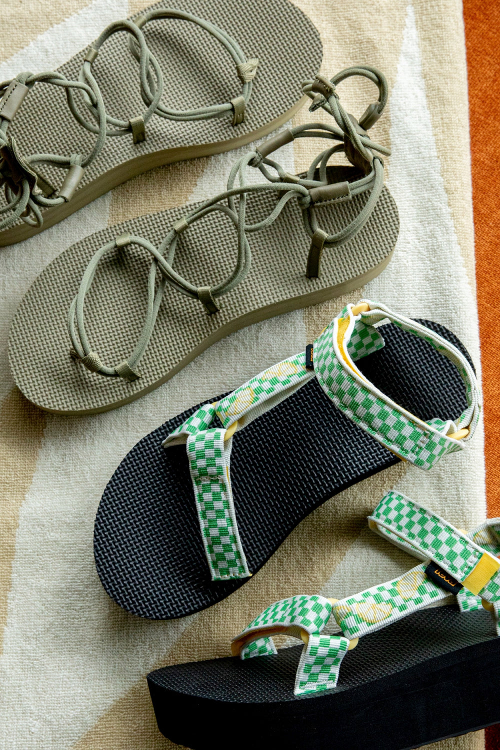 Aloe Midform Infinity Sandal