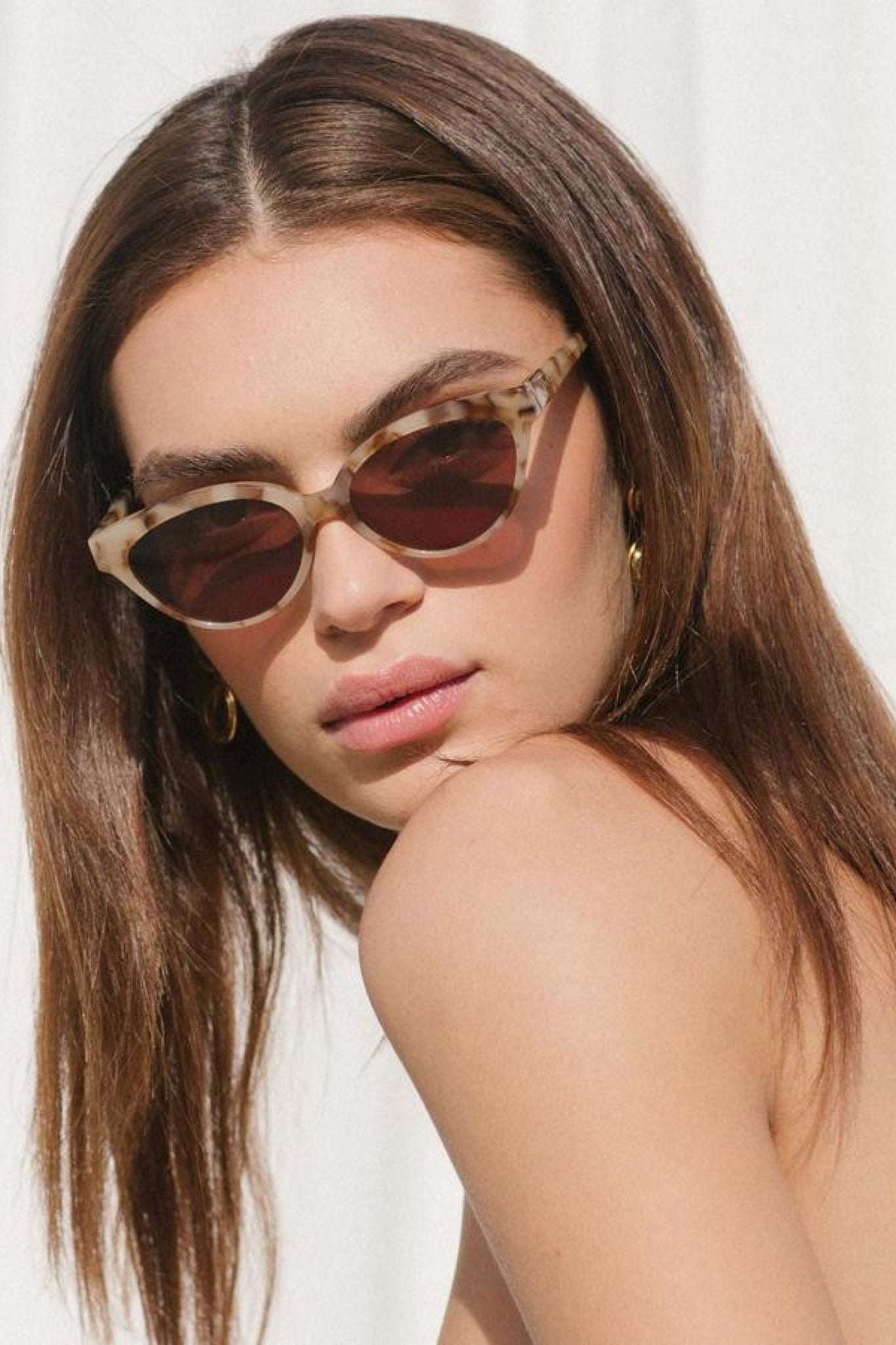 Velvet Canyon “Beat Generation” in Caramel Tort Velvet Canyon Beat Generation Sunglasses – Saint Bernard main image 4