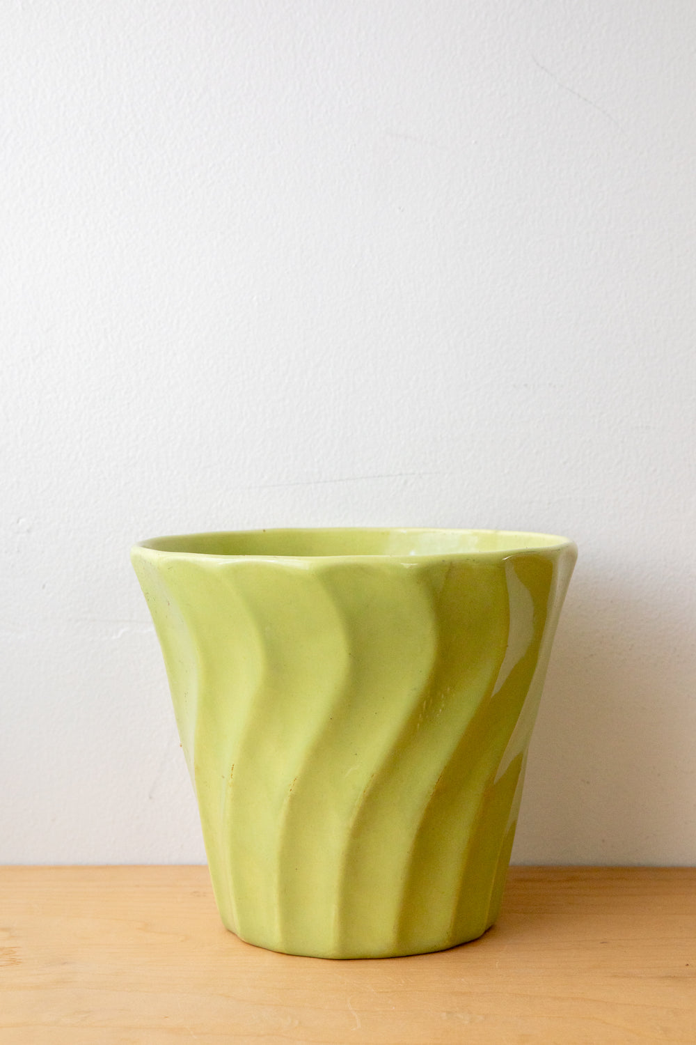 Small Lime Wavy Planter